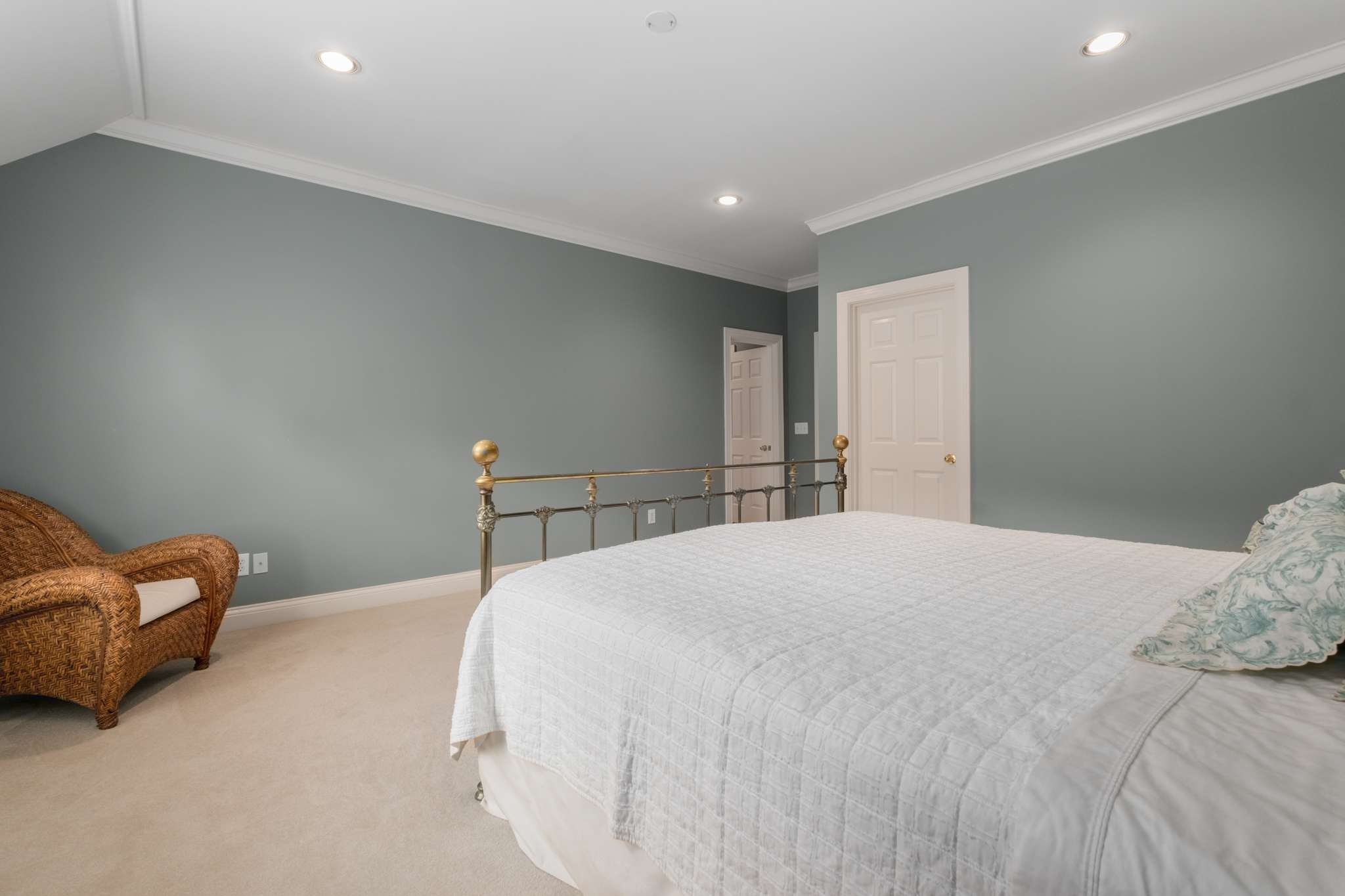 926 Overton Lea Rd