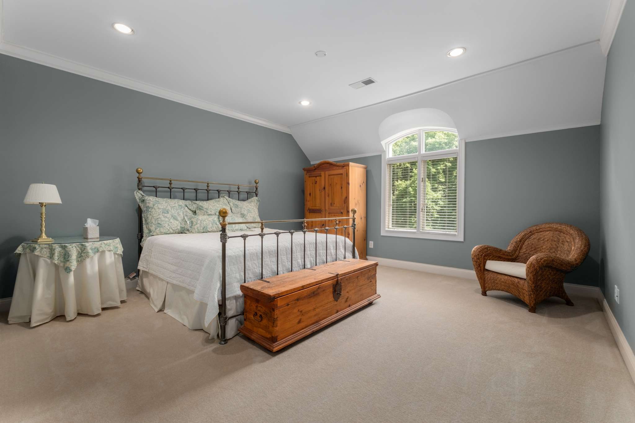 926 Overton Lea Rd
