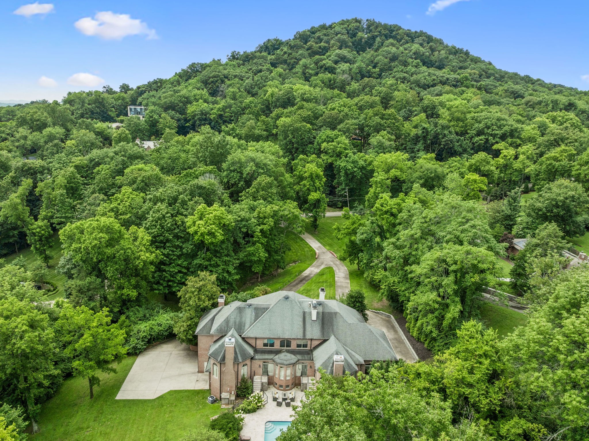 926 Overton Lea Rd