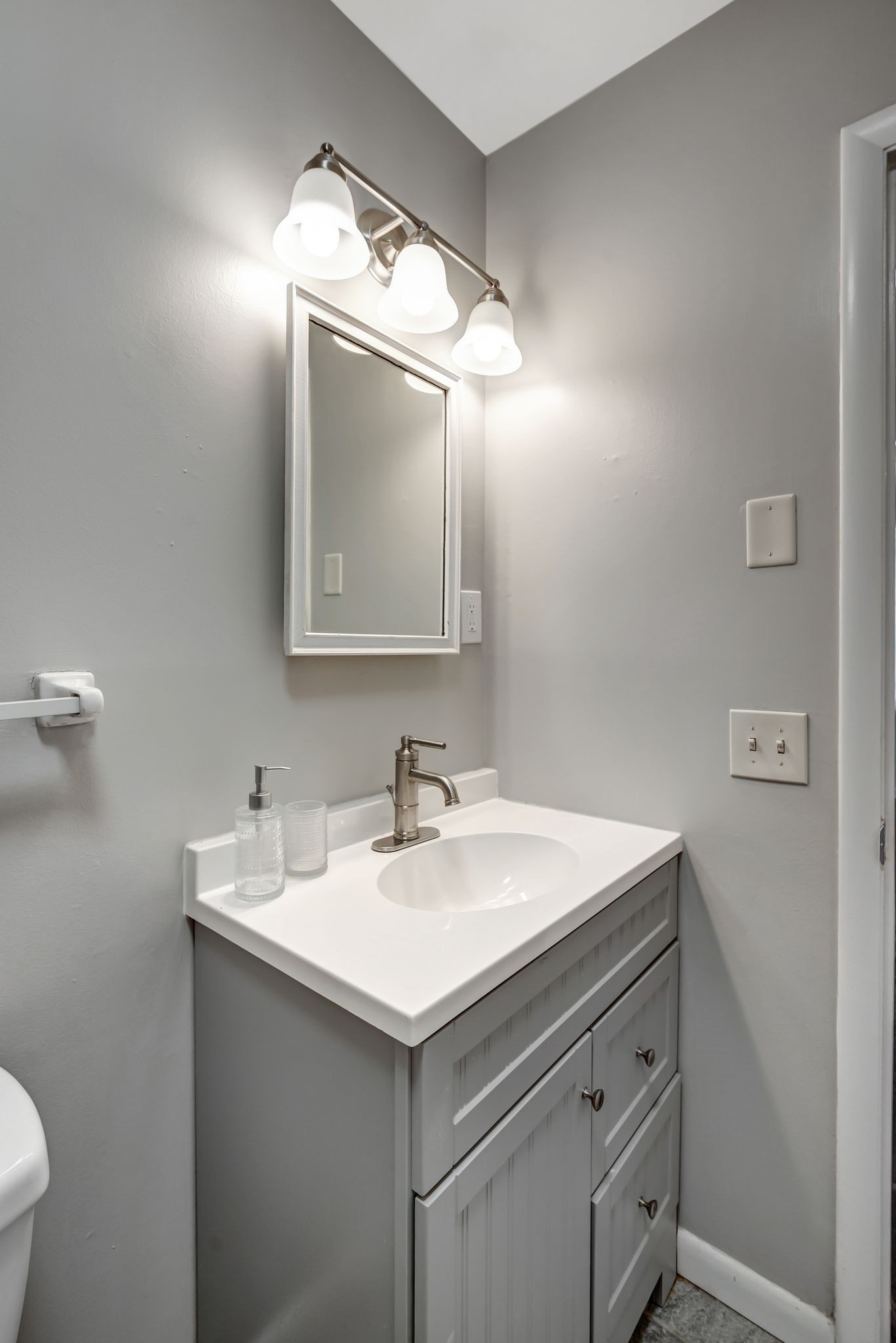 3600 Hillsboro Pike Unit: H1