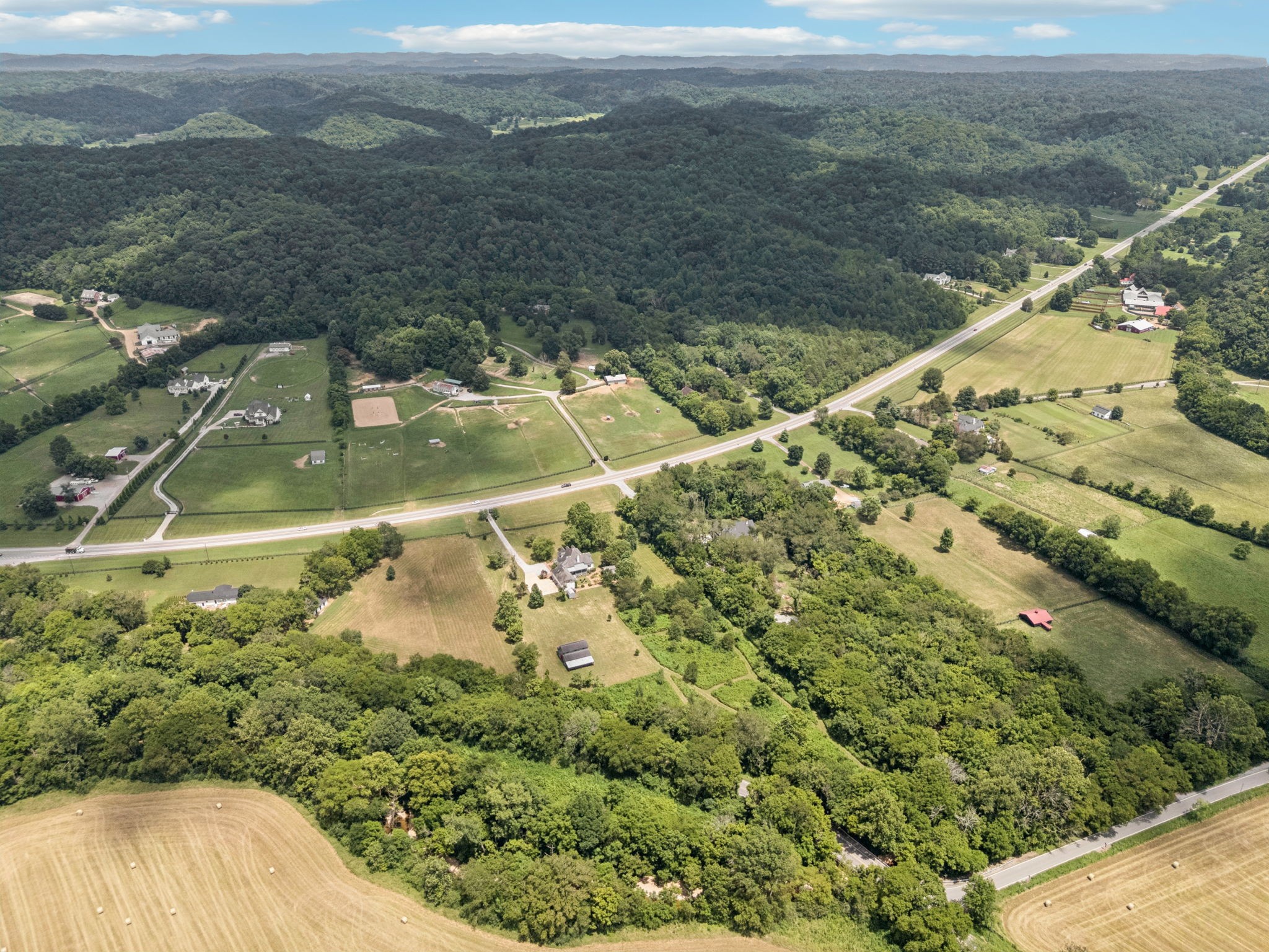 9581 Highway 96