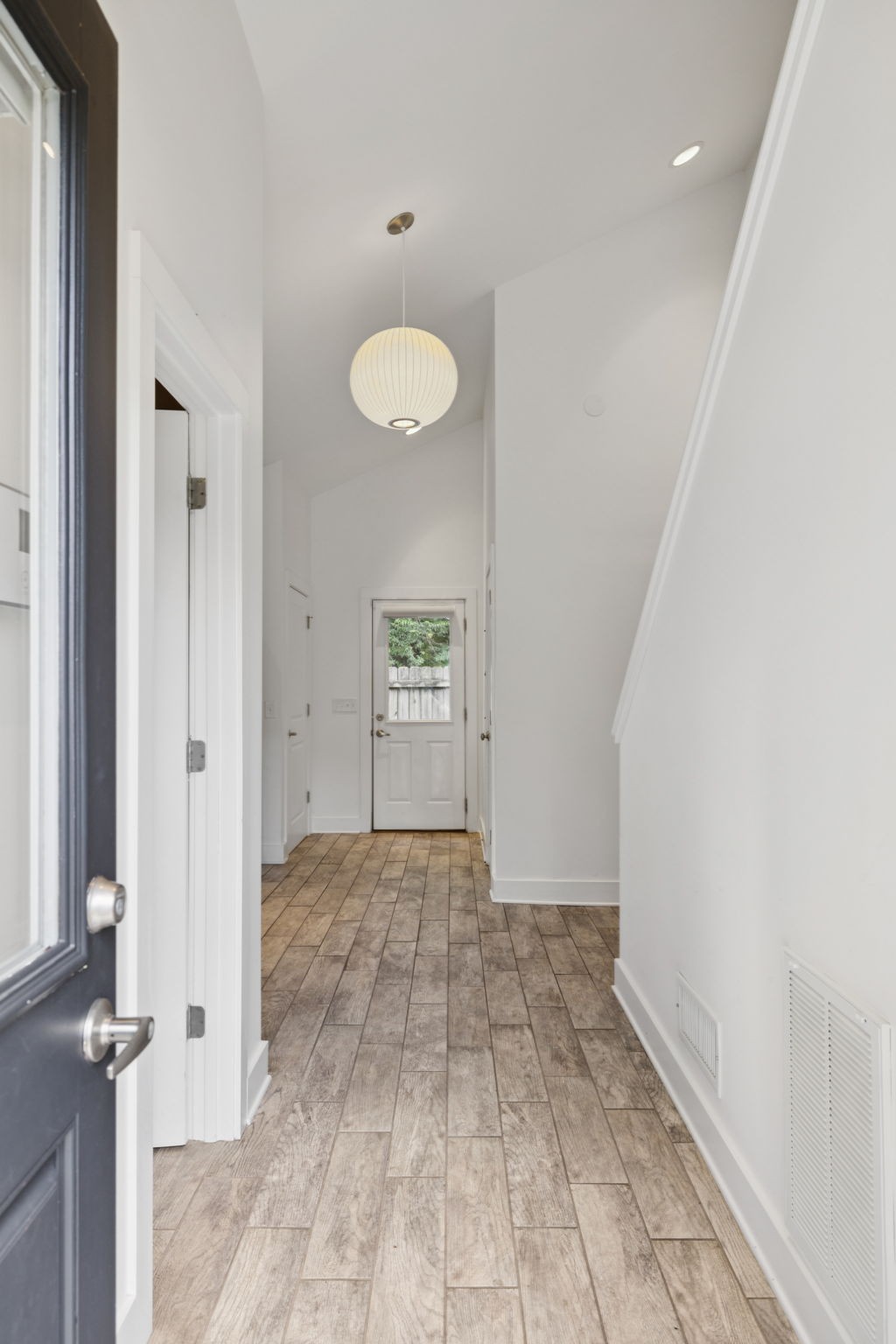 2310 Vaulx Ln