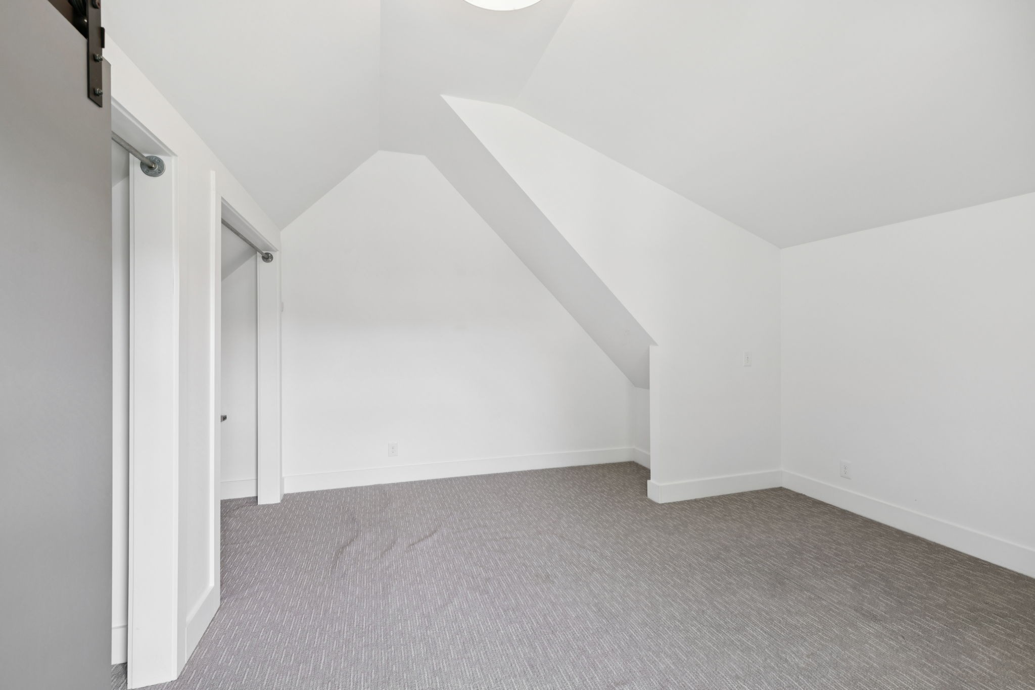 2310 Vaulx Ln