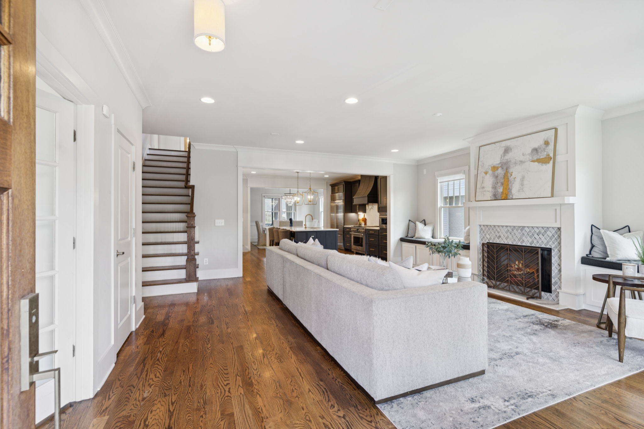 2310 Vaulx Ln