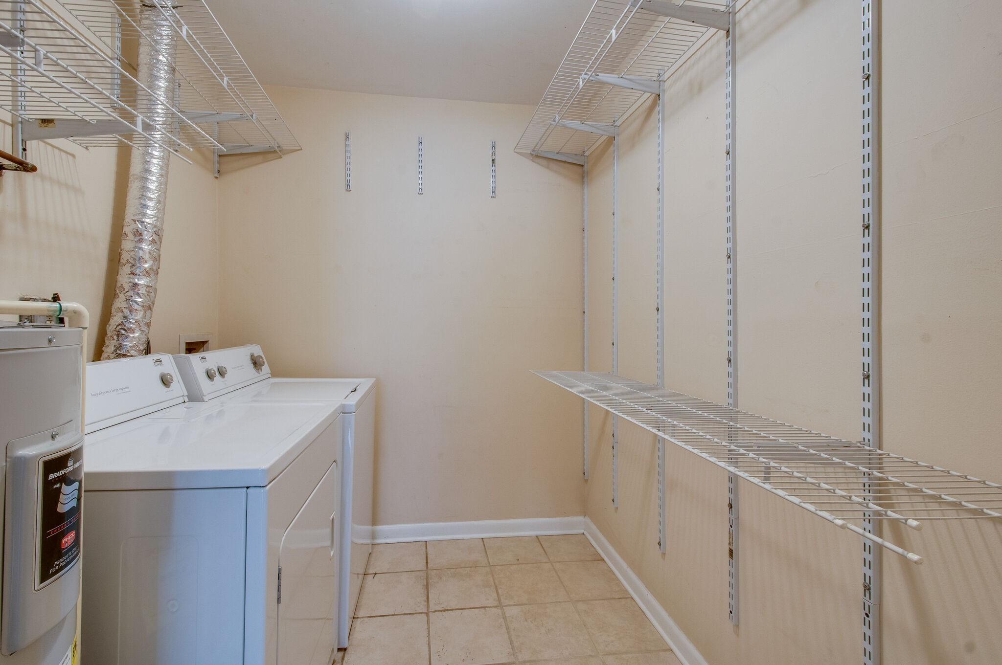 3600 Hillsboro Pike Unit: E6