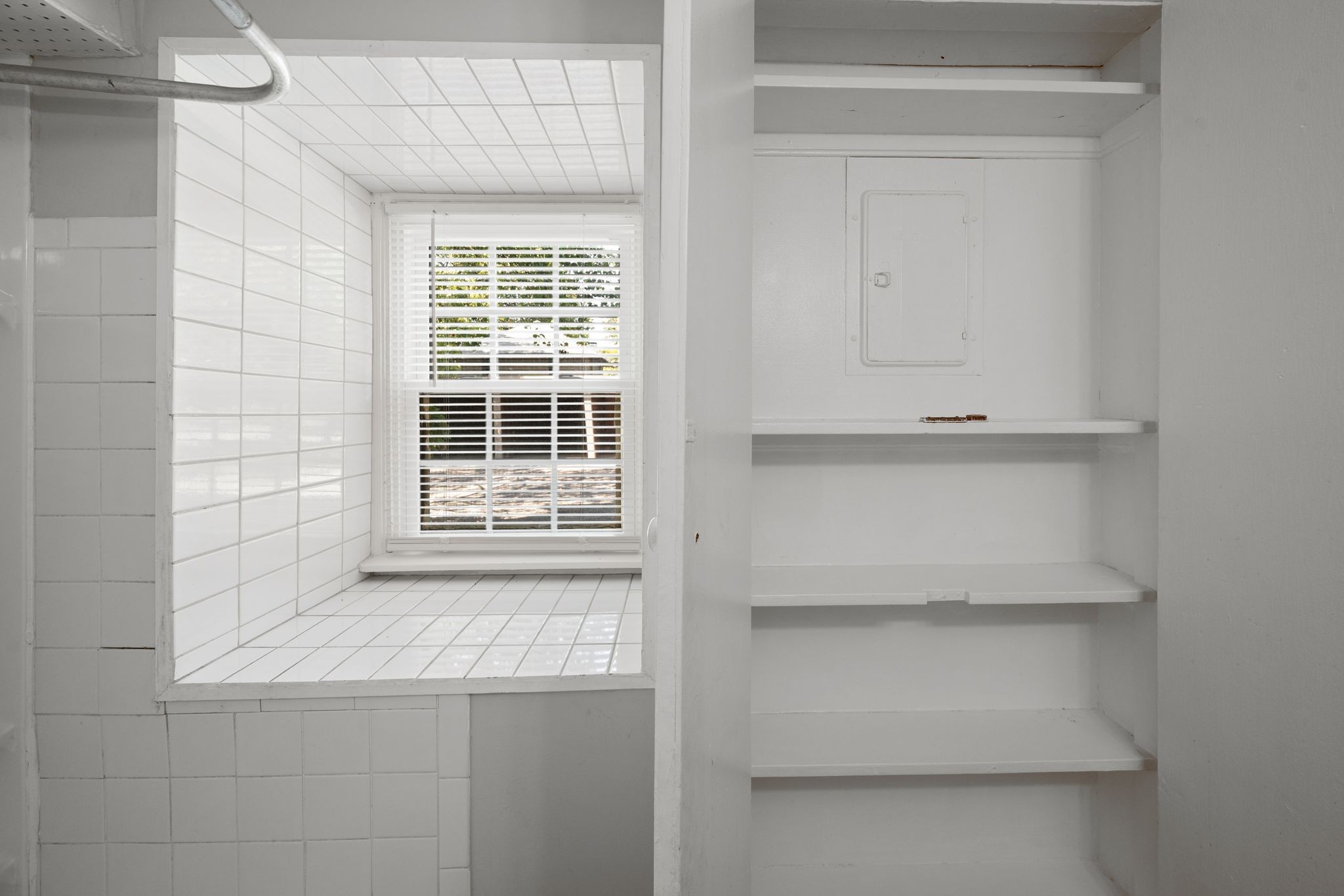 3800 West End Ave Unit: 7