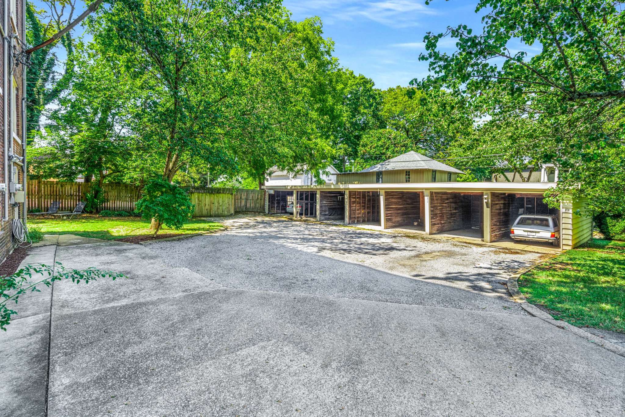 3800 West End Ave Unit: 7