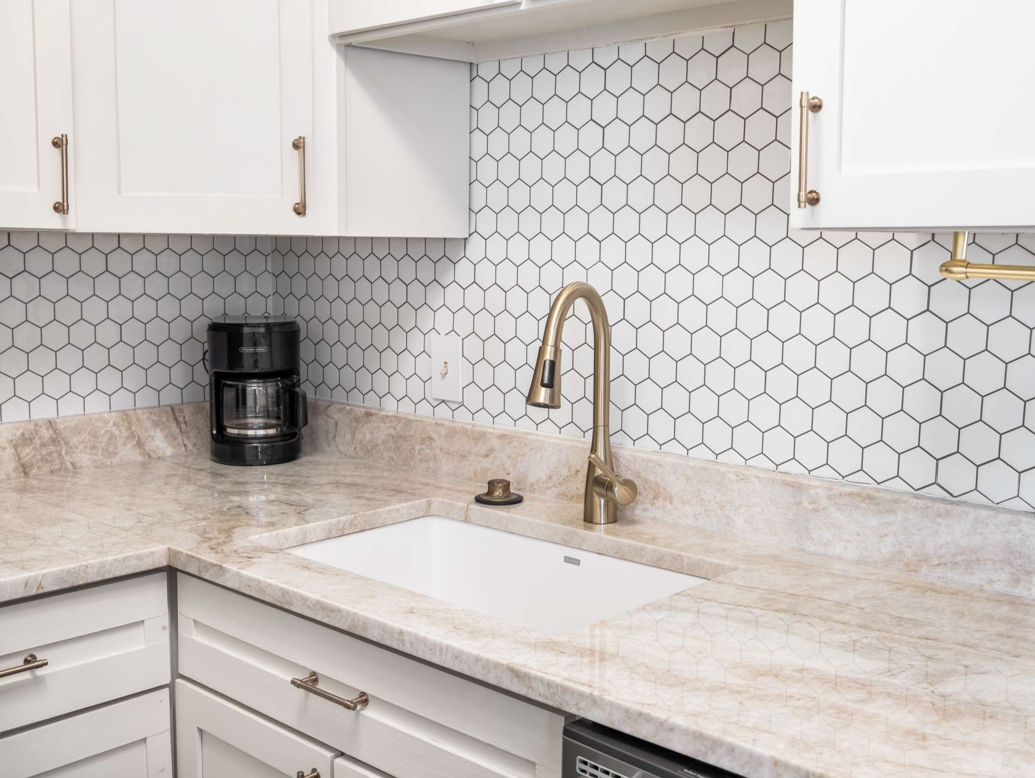 900 19th Ave, S Unit: 605