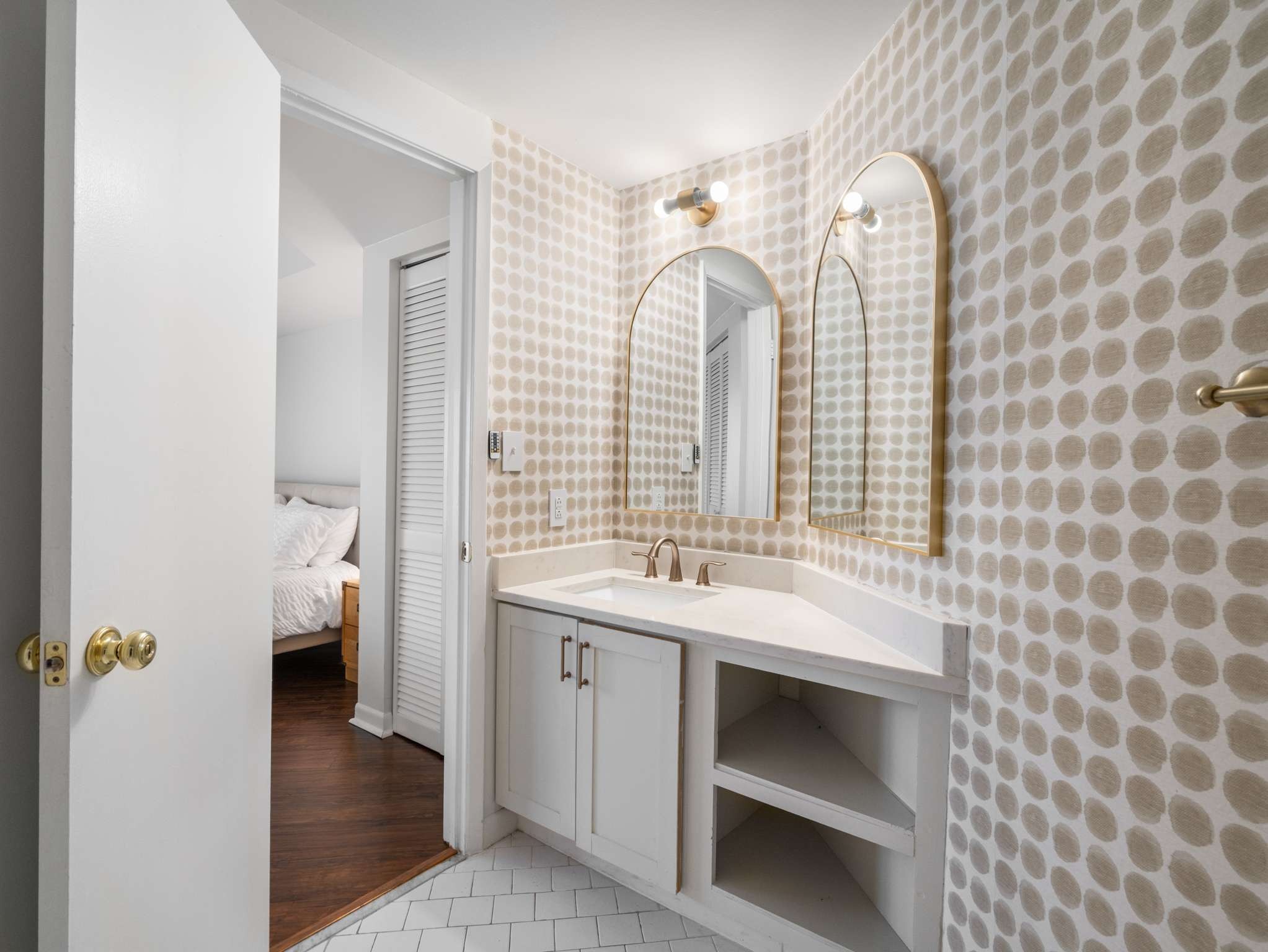 900 19th Ave, S Unit: 605