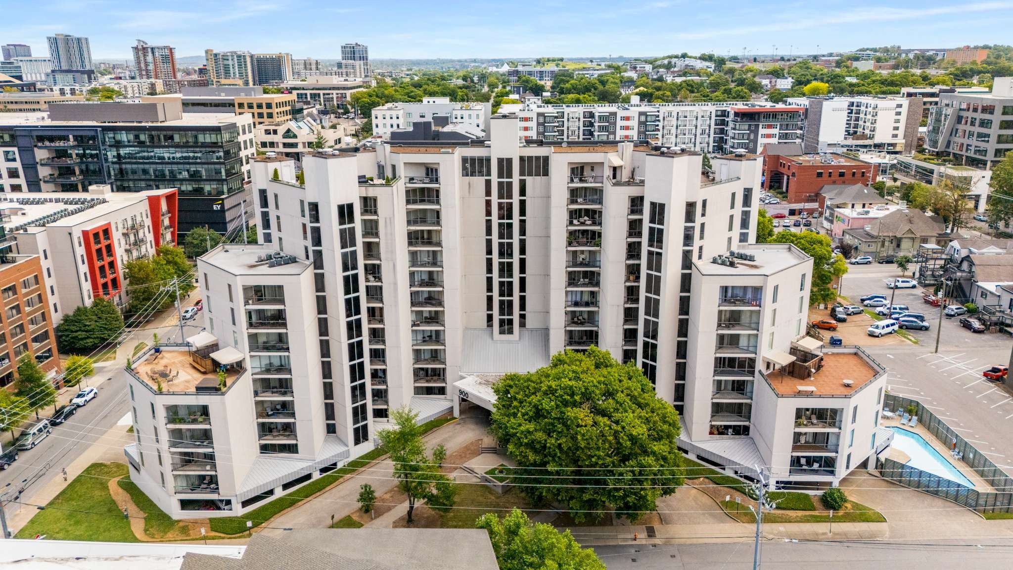 900 19th Ave, S Unit: 605