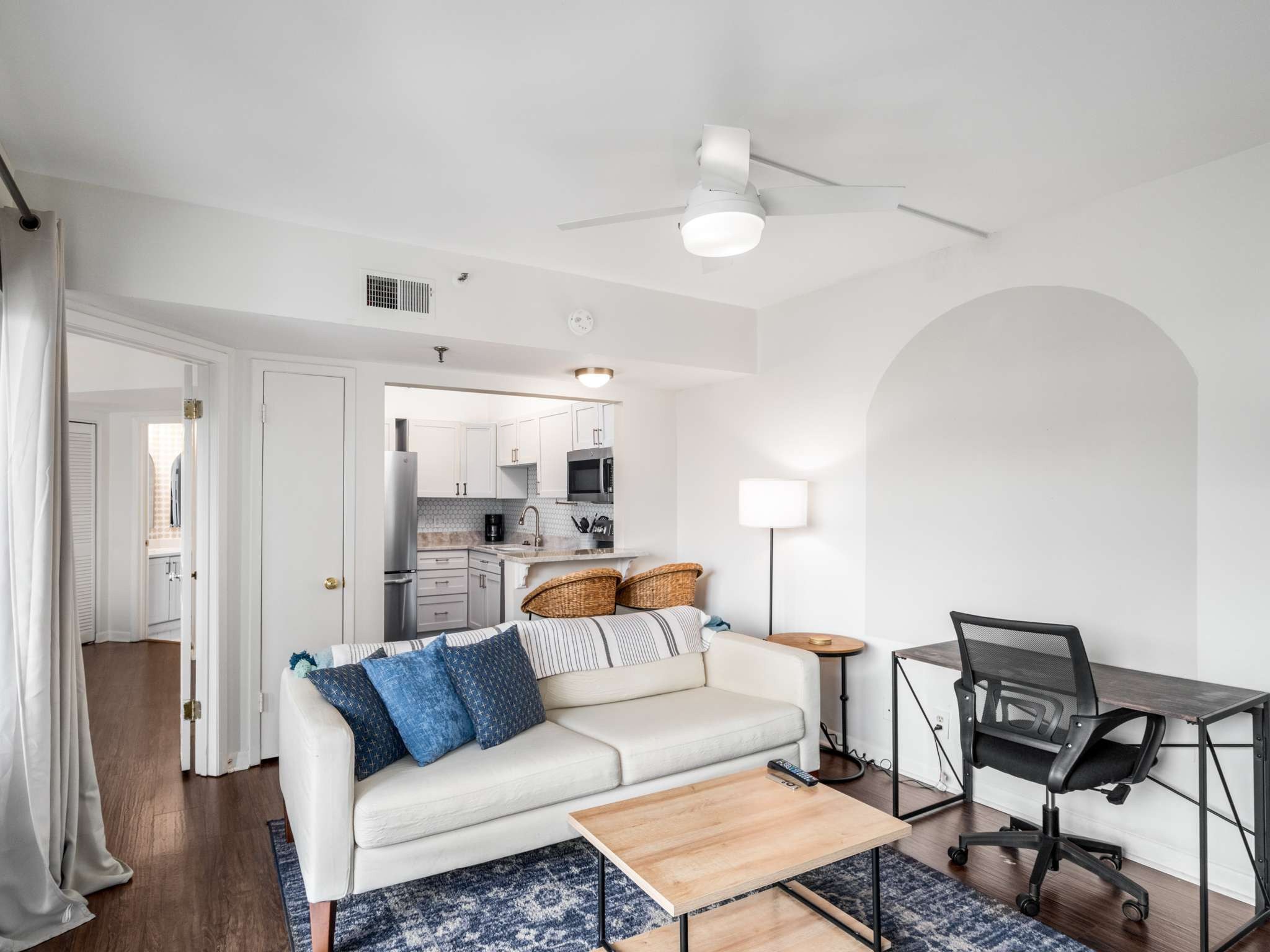 900 19th Ave, S Unit: 605