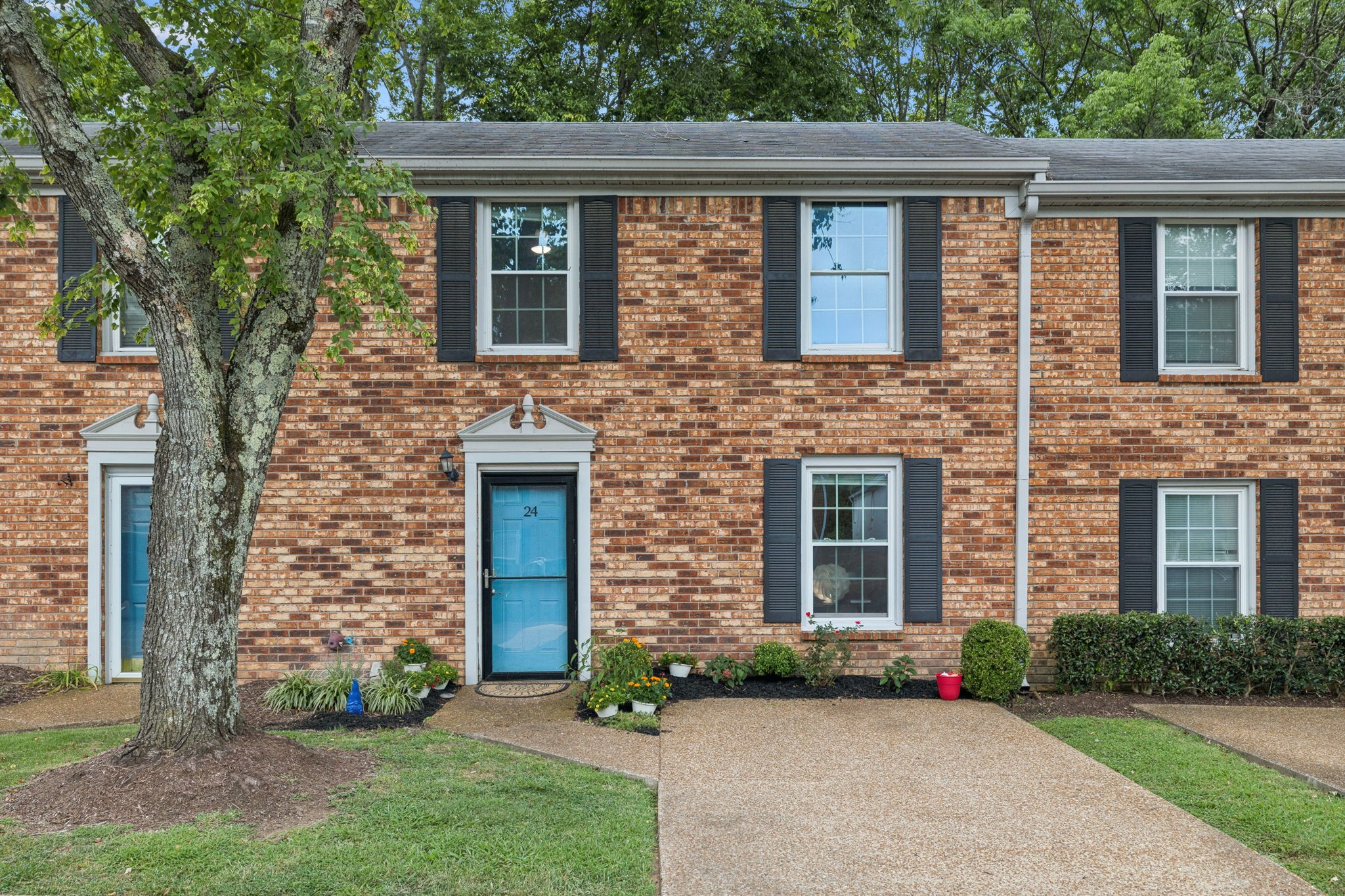 1129 W Main St Unit: 24