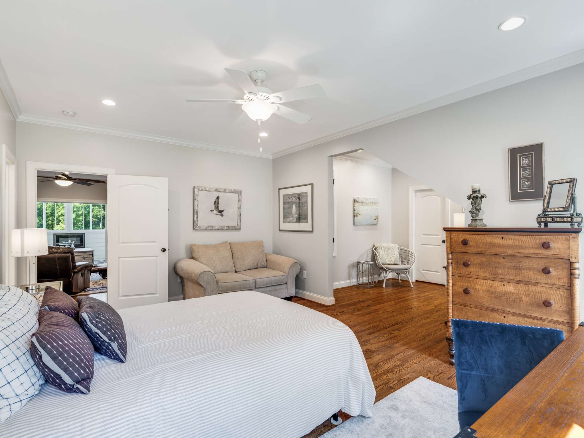 4613 General Lowrey Drive