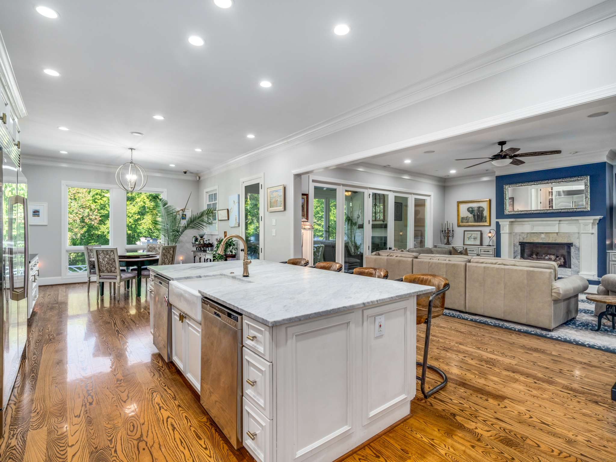 4613 General Lowrey Drive