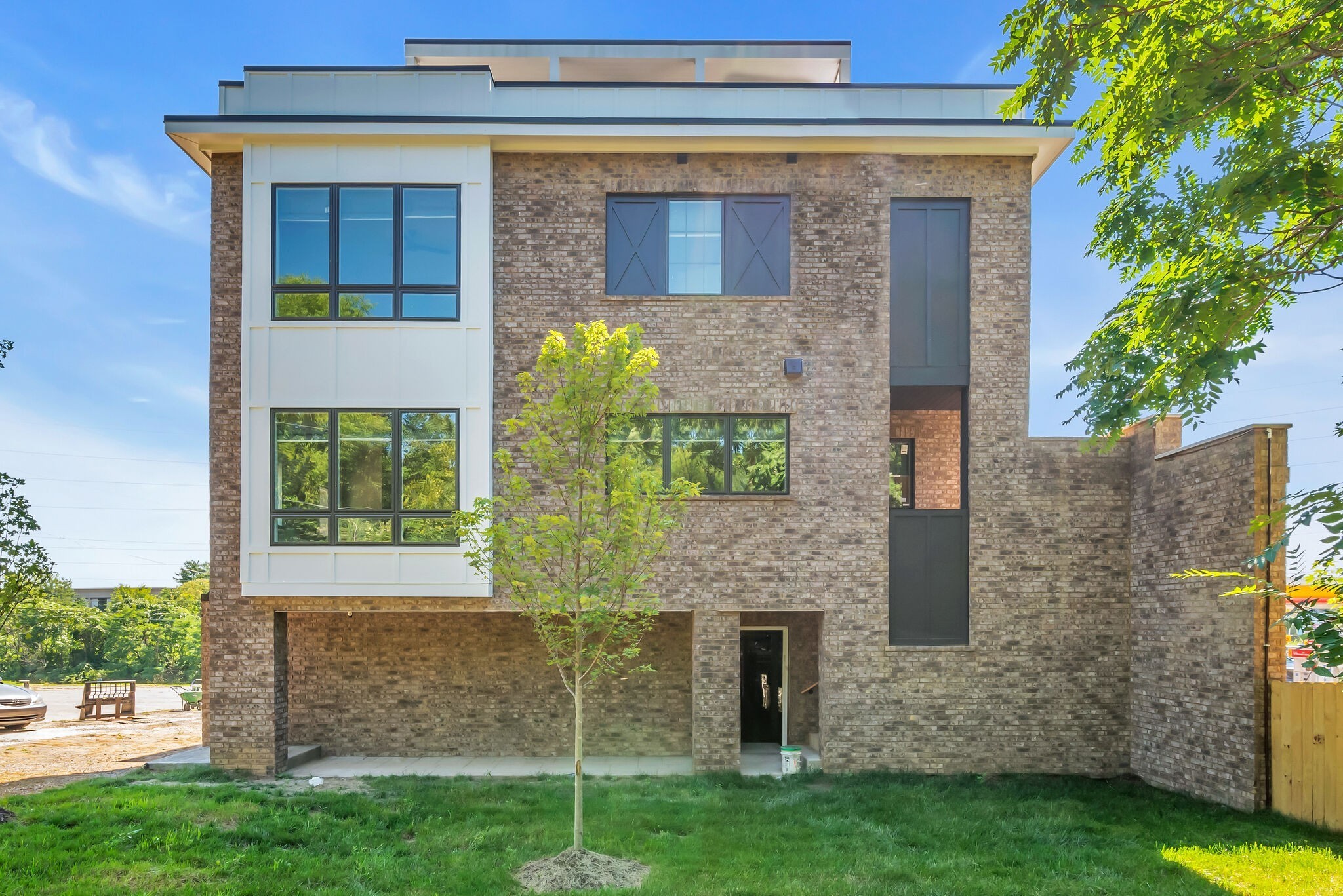 5611 Franklin Pike Unit: 106