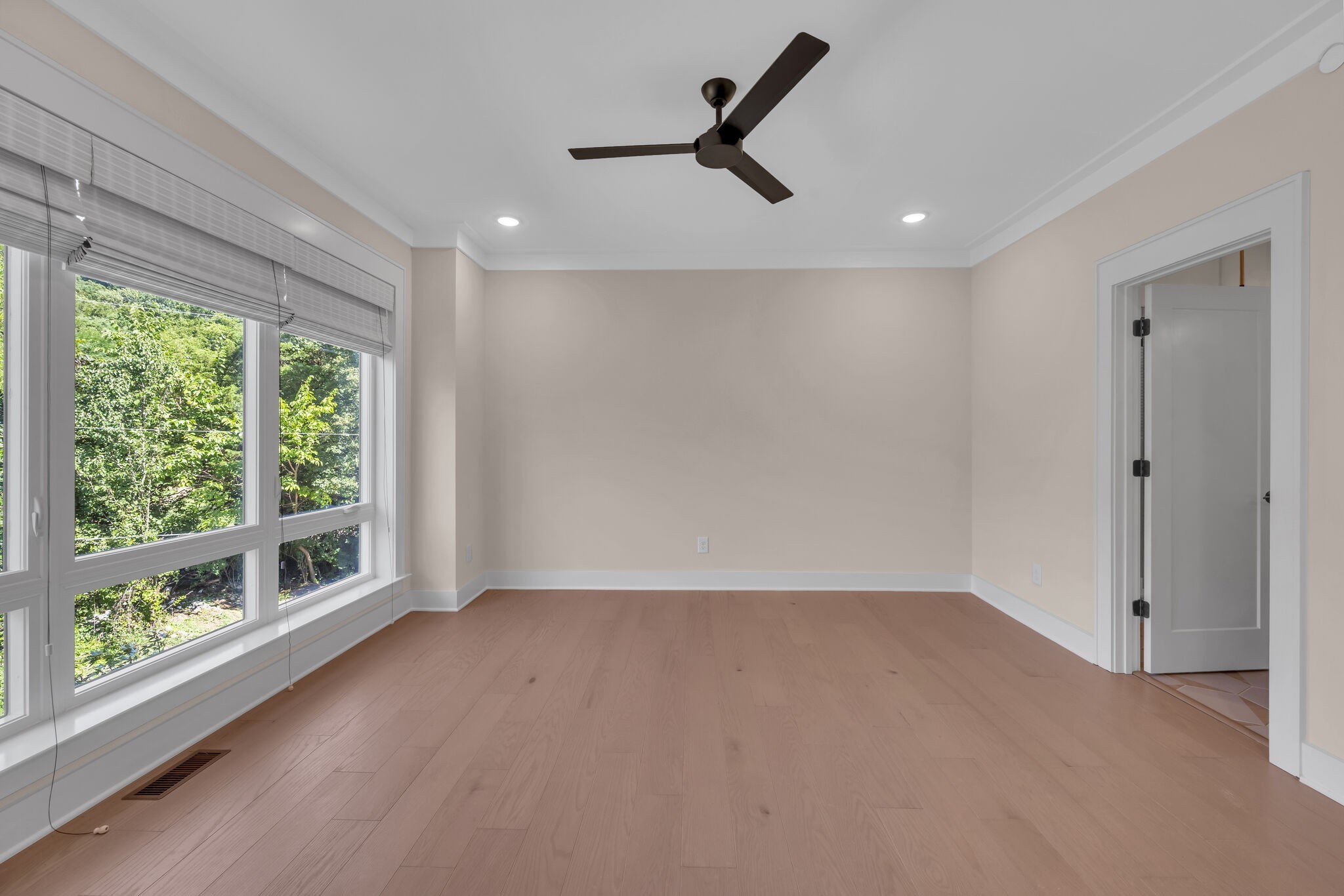 5611 Franklin Pike Unit: 106