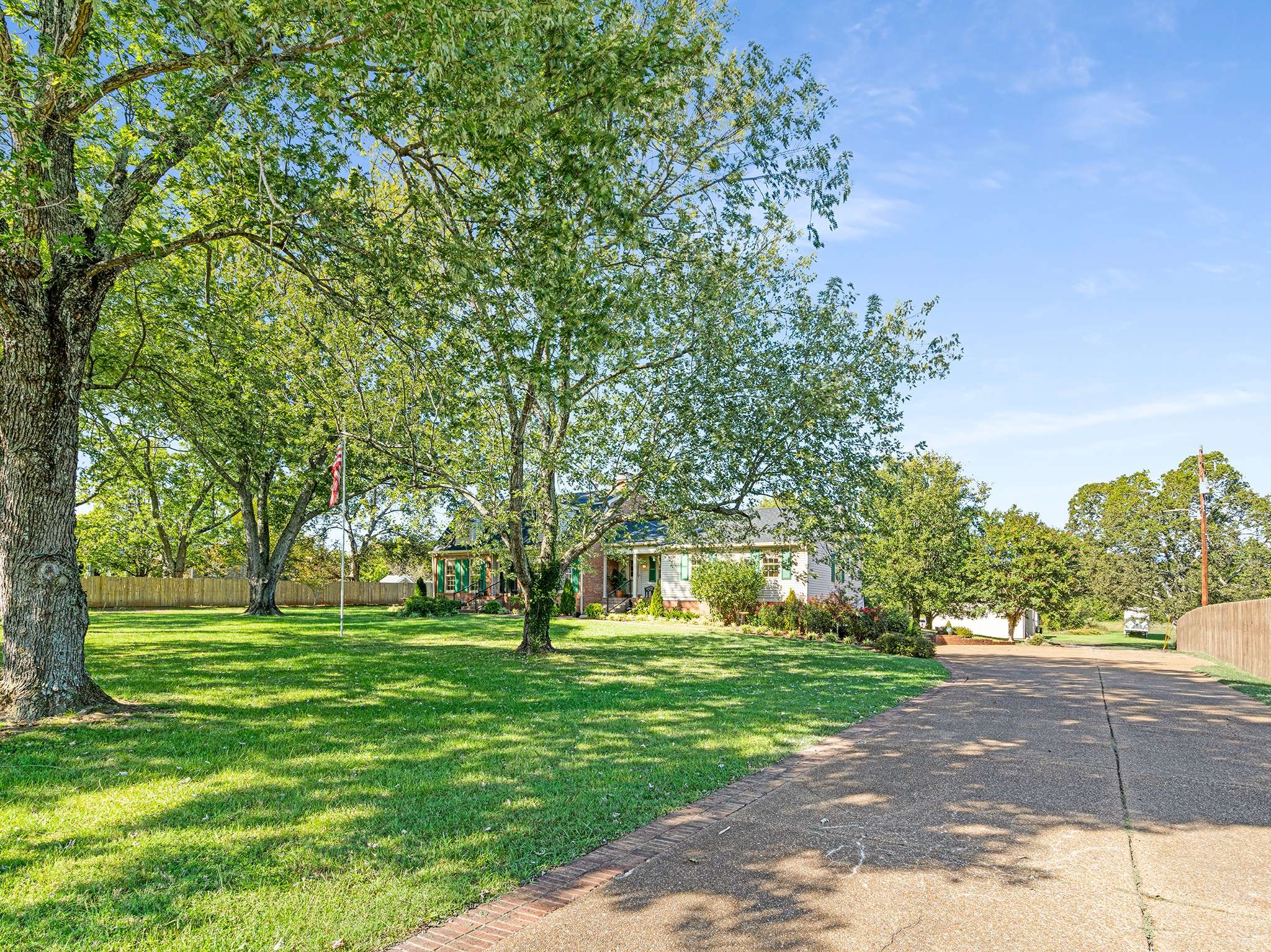 4252 Maxwell Rd