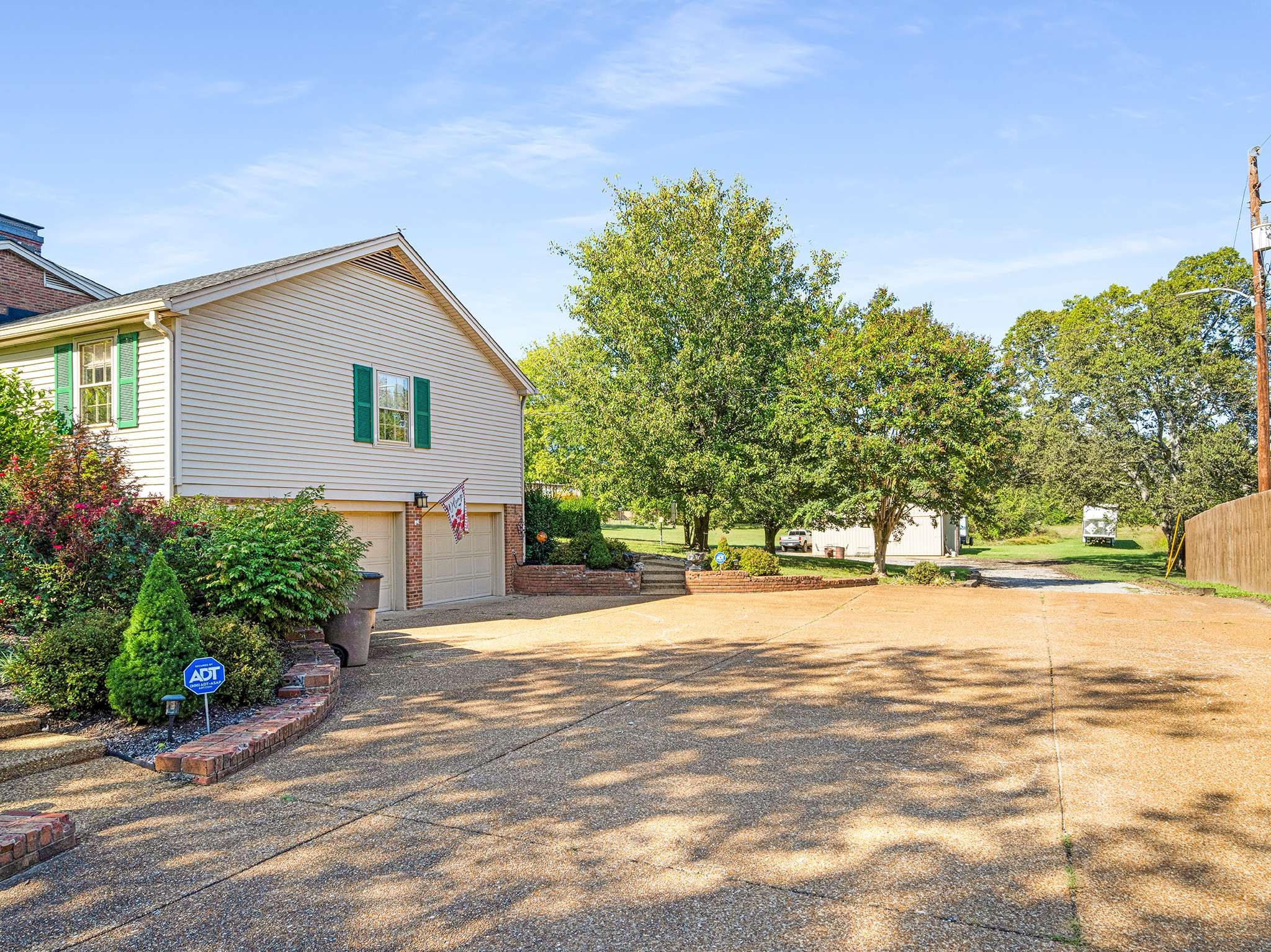 4252 Maxwell Rd
