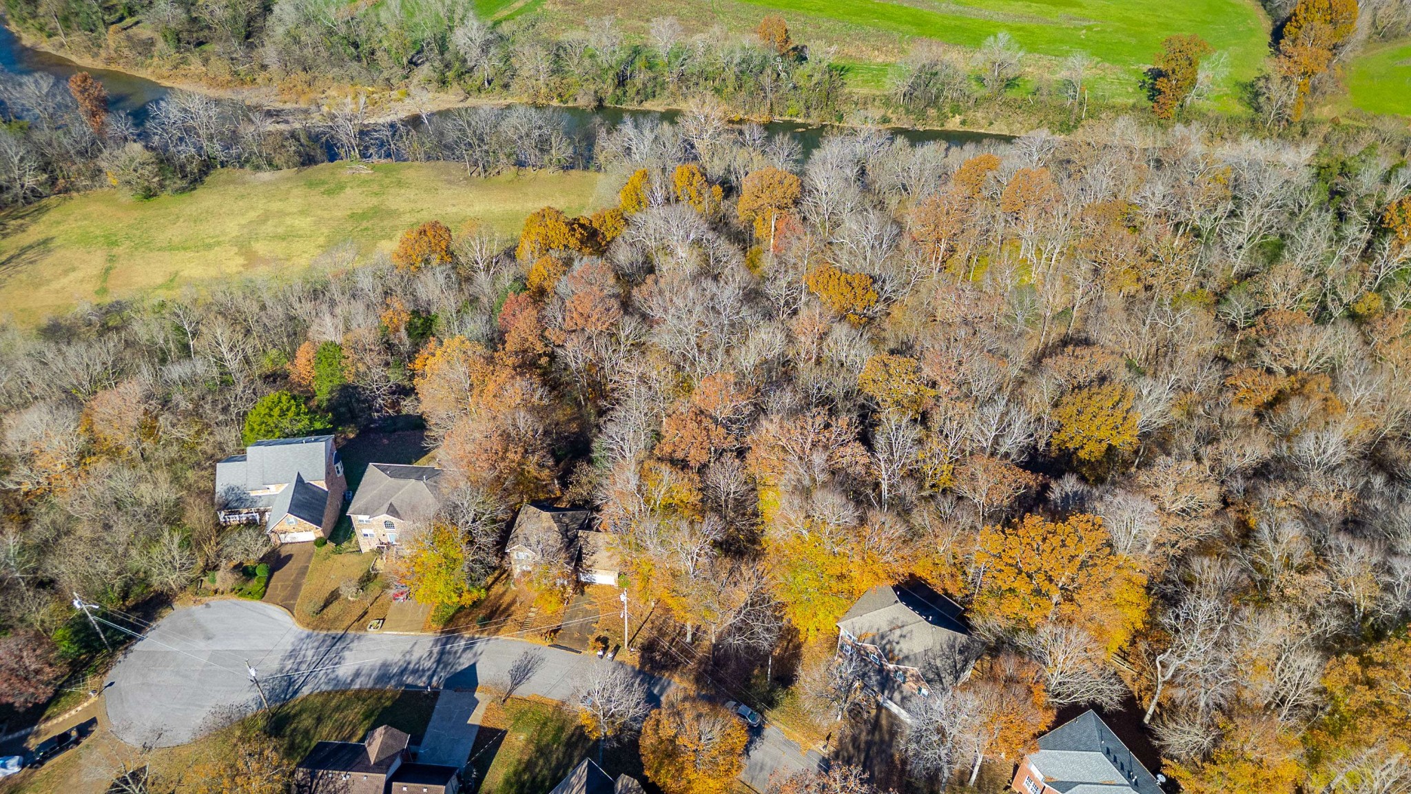 165 Overlook Ct