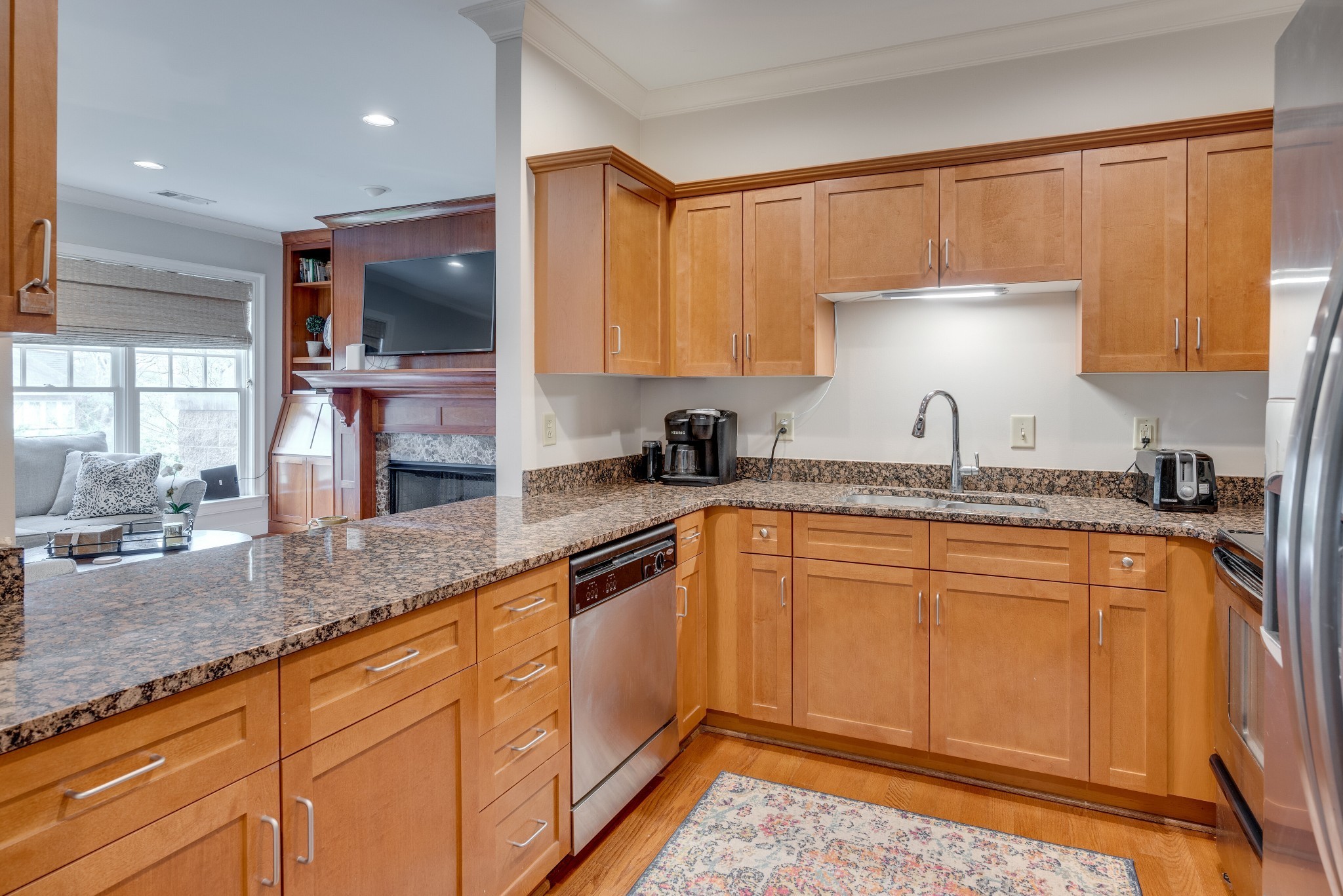 3127 Long Blvd Unit: 201