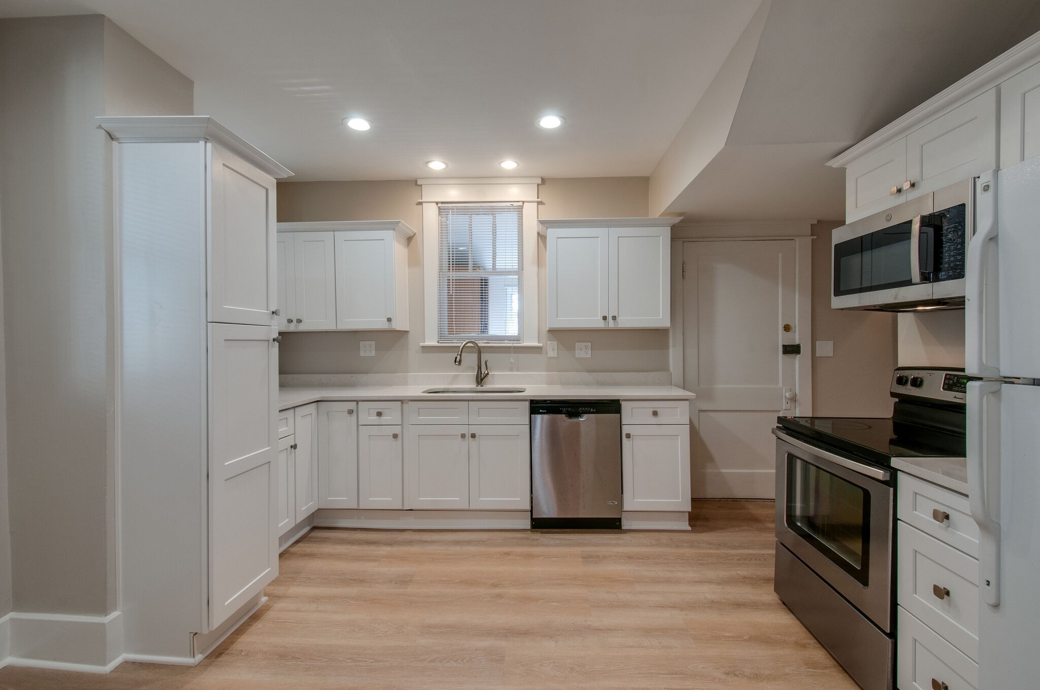 3735 Central Ave Unit: A1