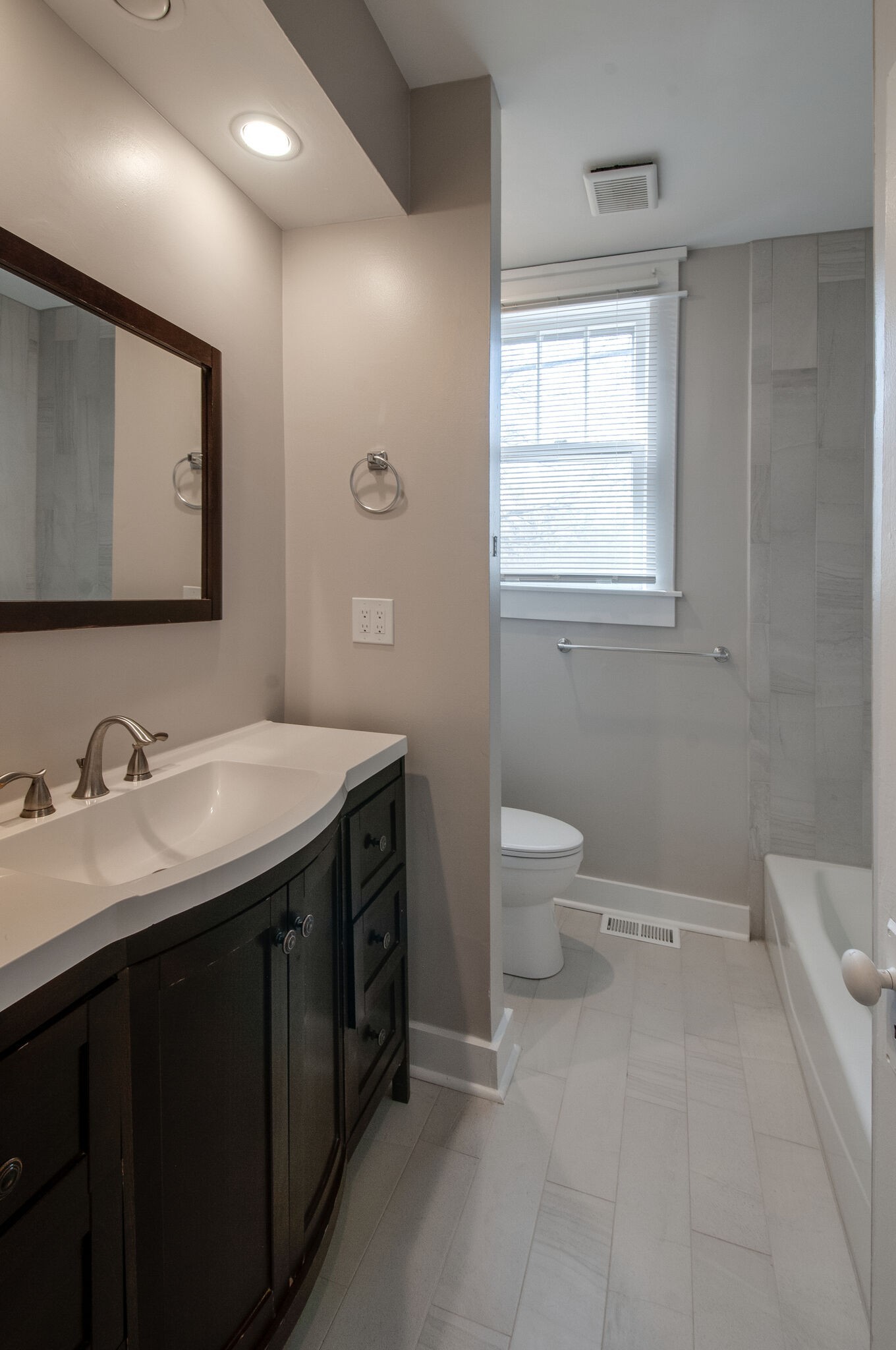 3735 Central Ave Unit: A1