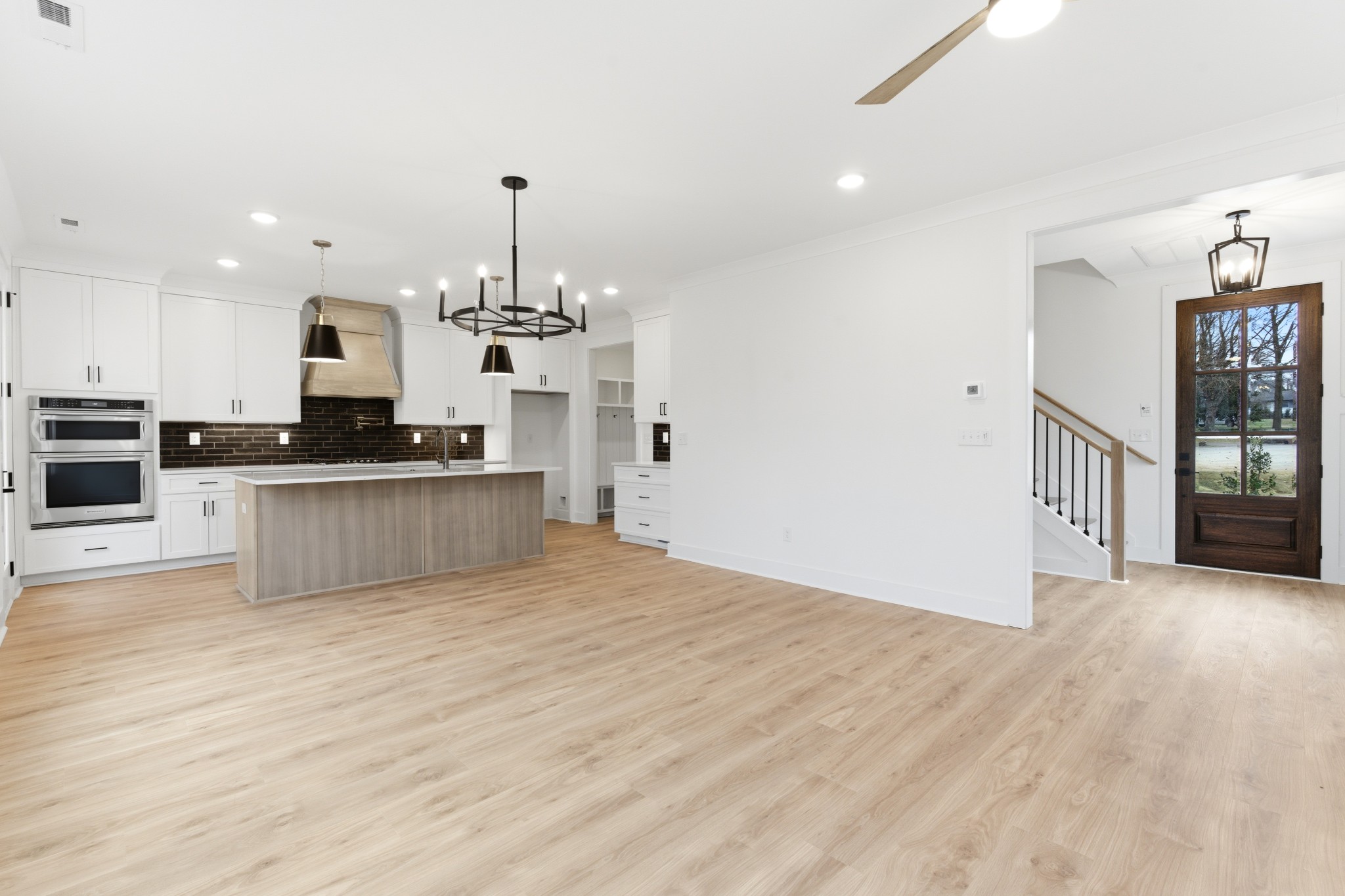 6300B American Ct