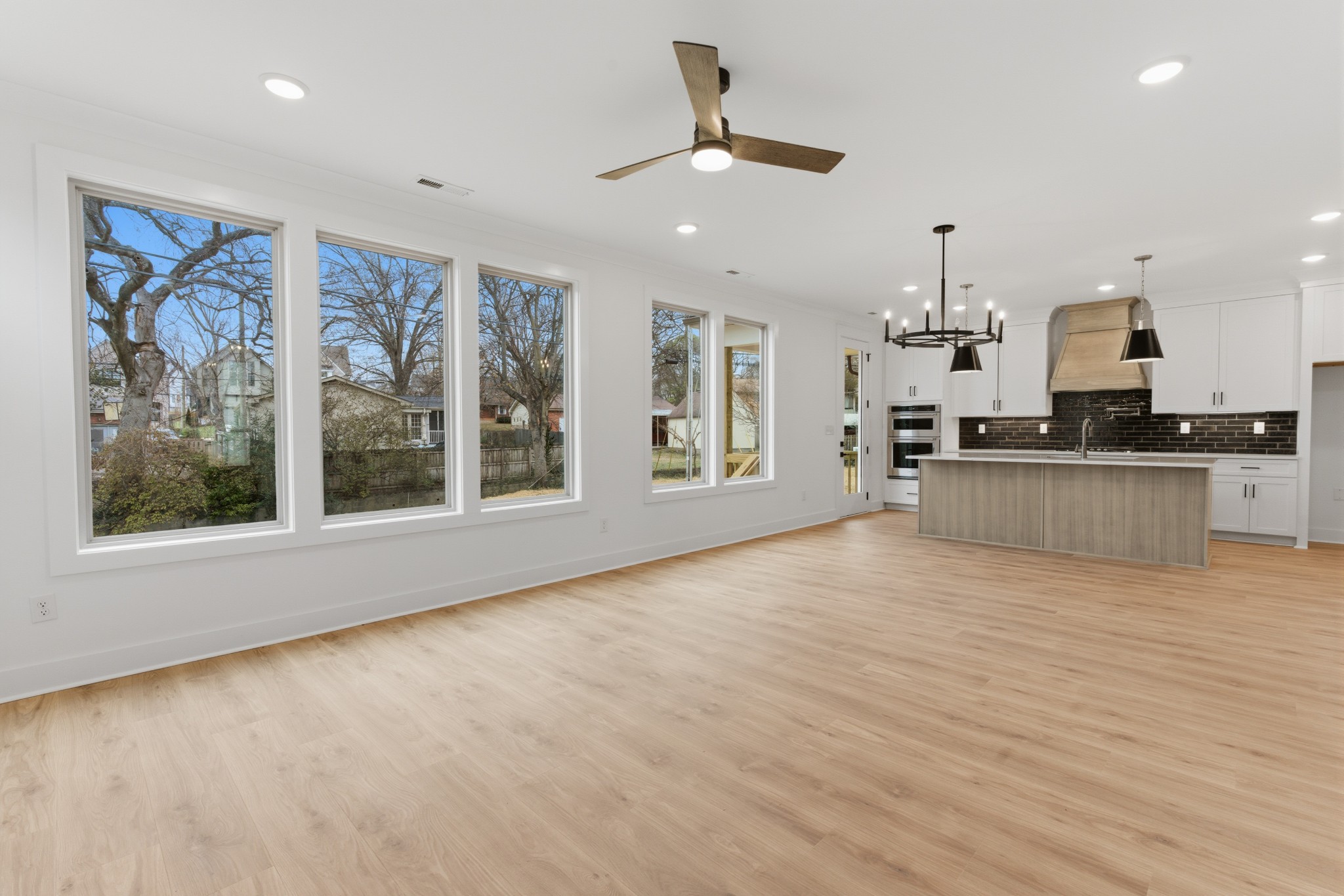 6300B American Ct