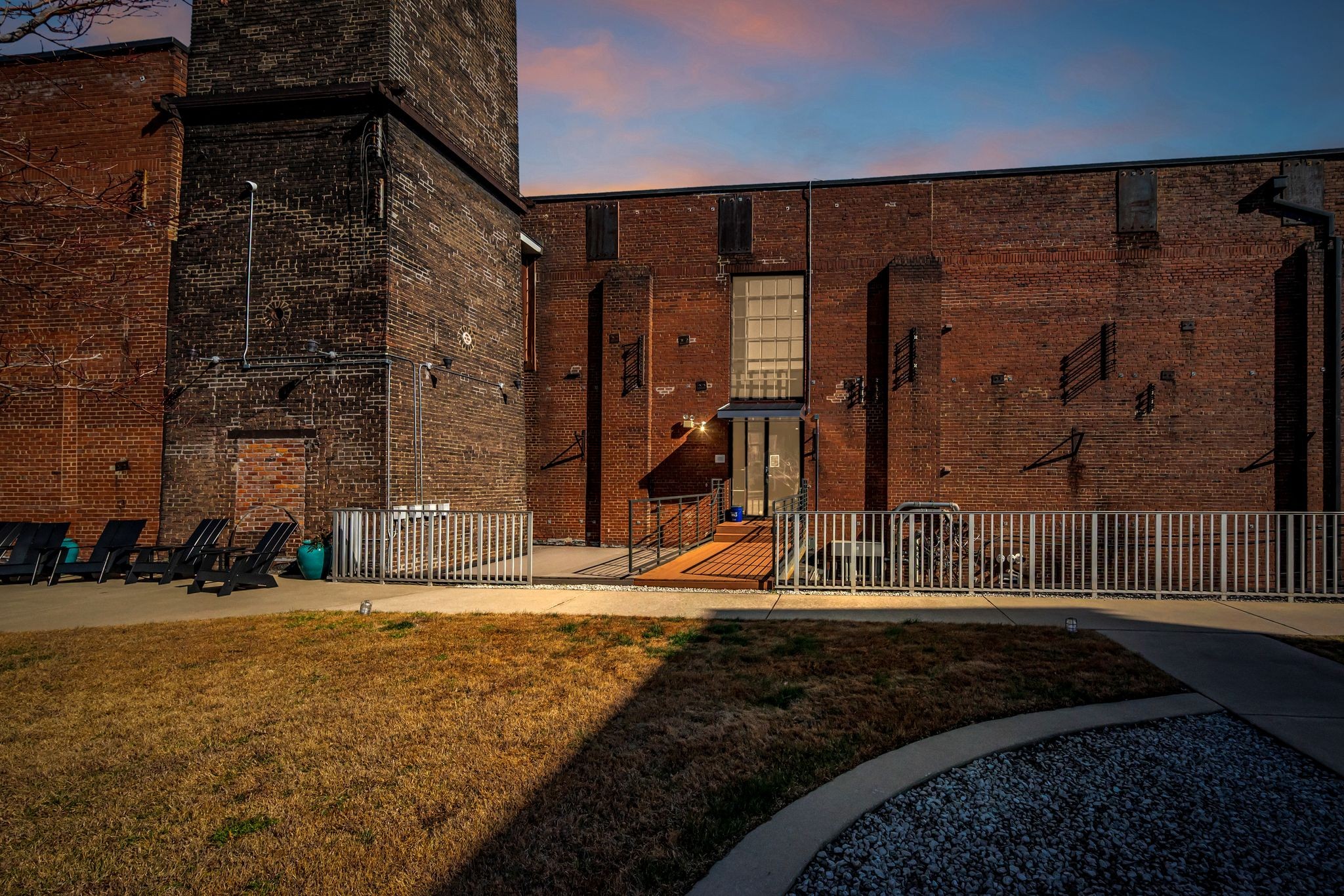 704 Taylor St Unit: 201