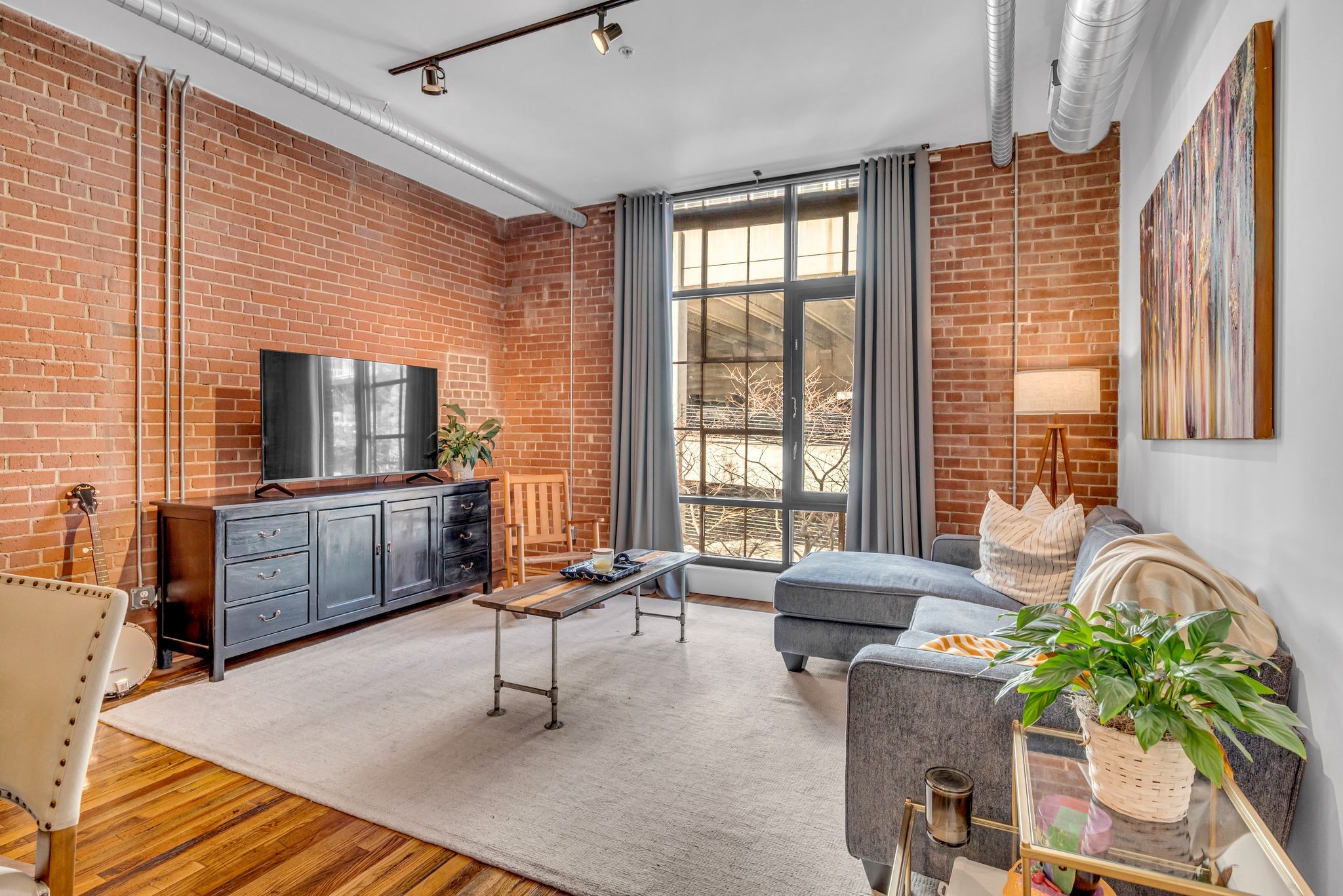 704 Taylor St Unit: 201