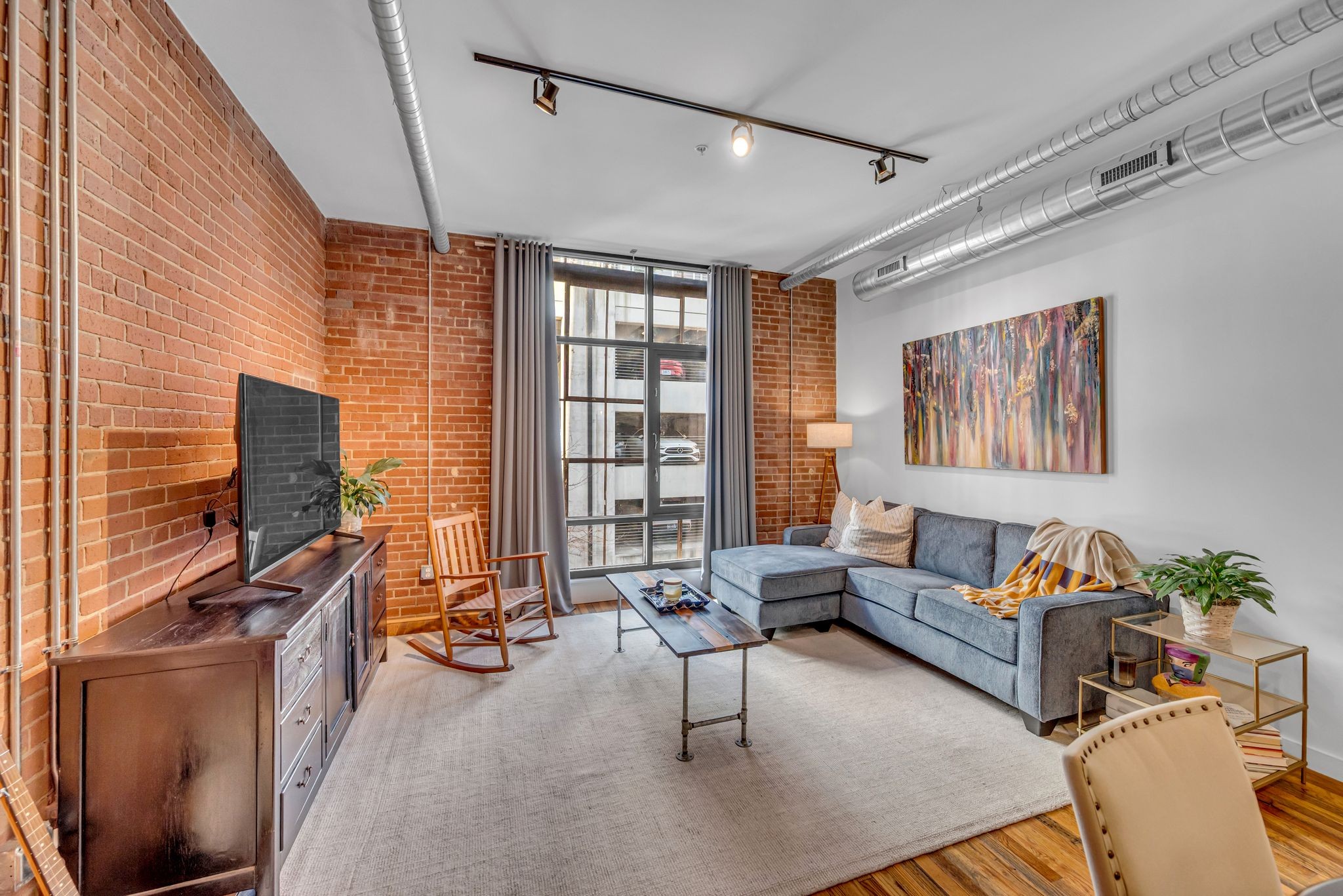 704 Taylor St Unit: 201