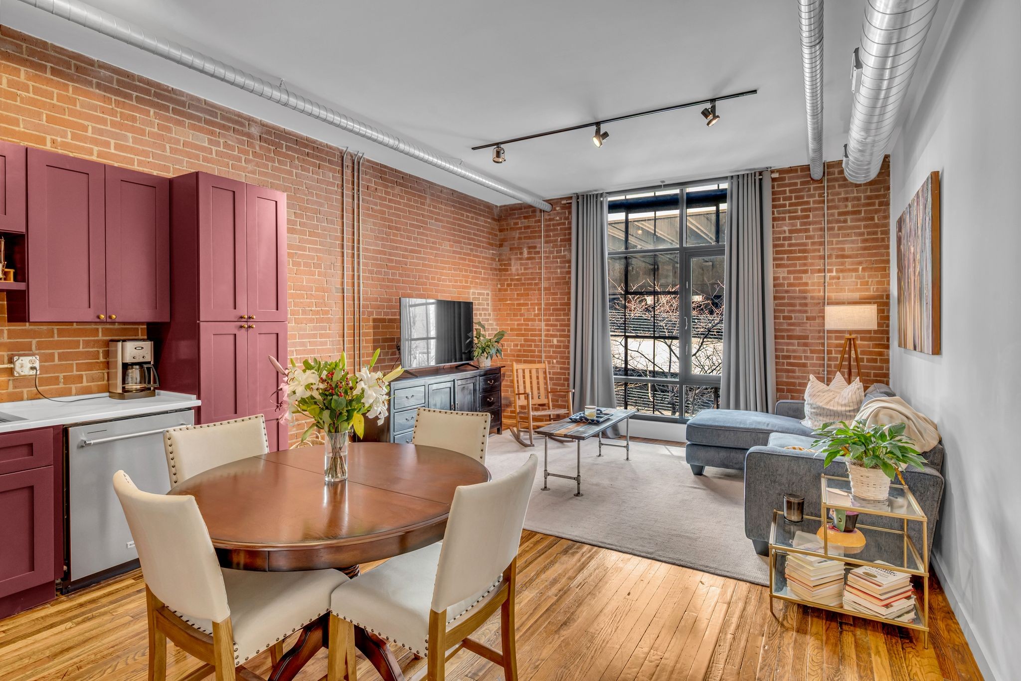 704 Taylor St Unit: 201