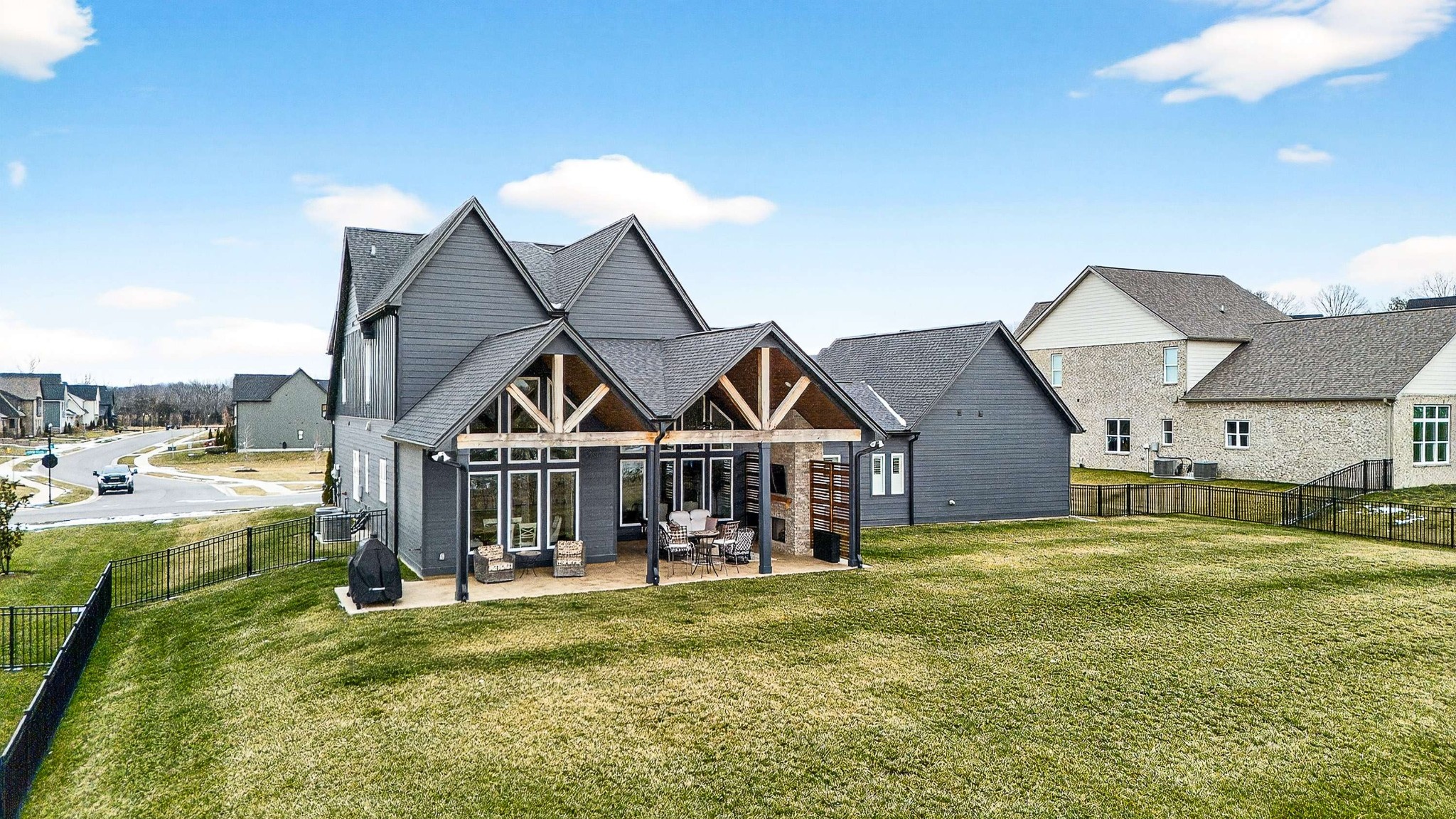 7017 Lampkins Crossing Dr