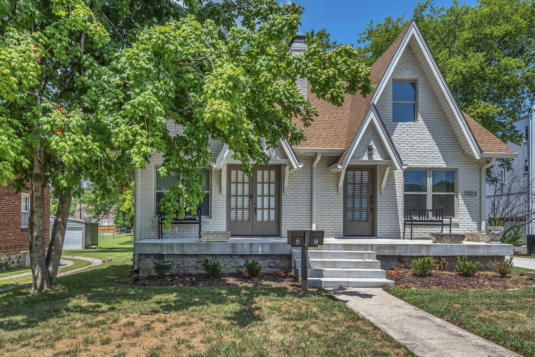 1023 Maxwell Ave