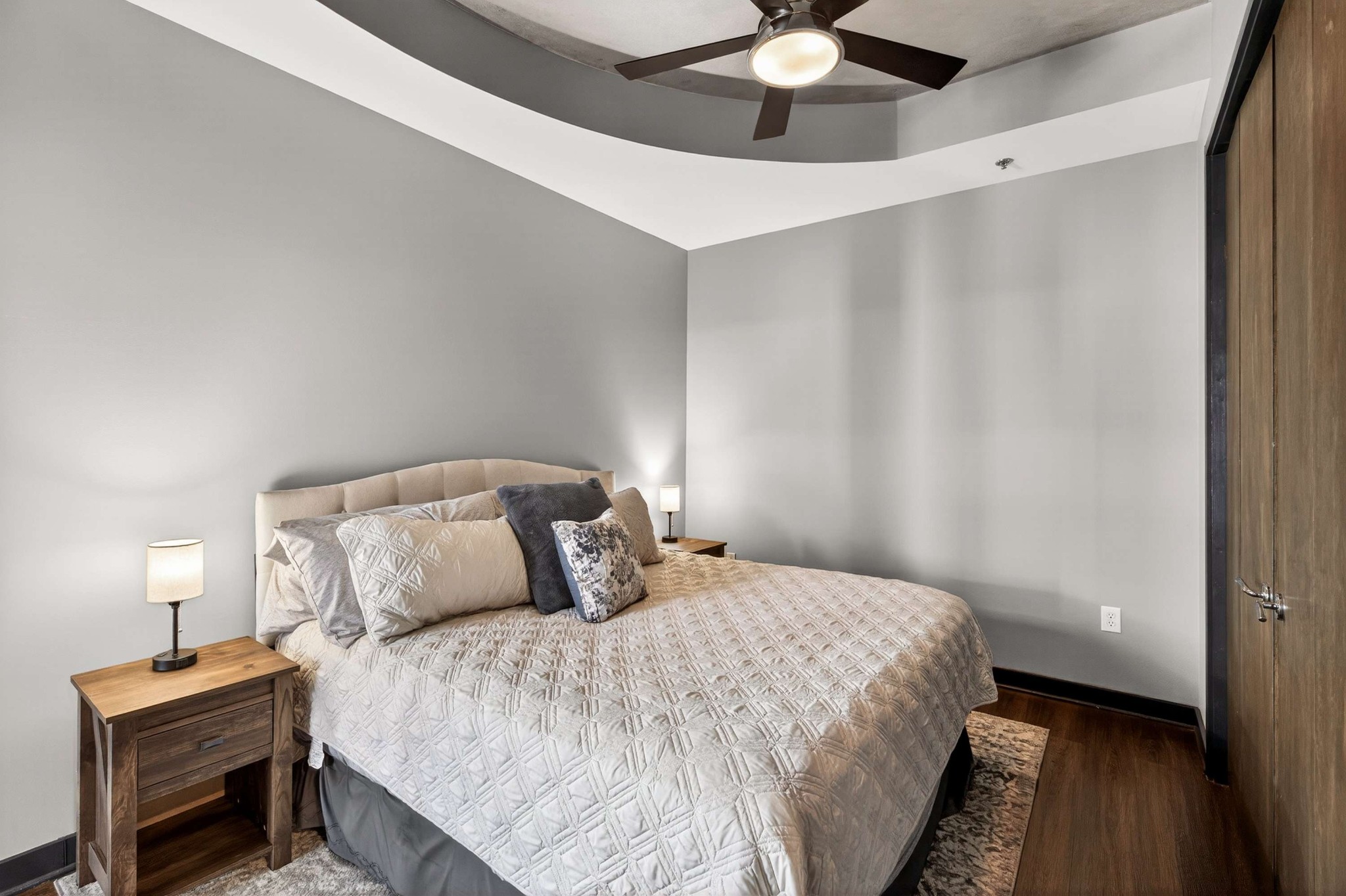 1510 Demonbreun St Unit: 904