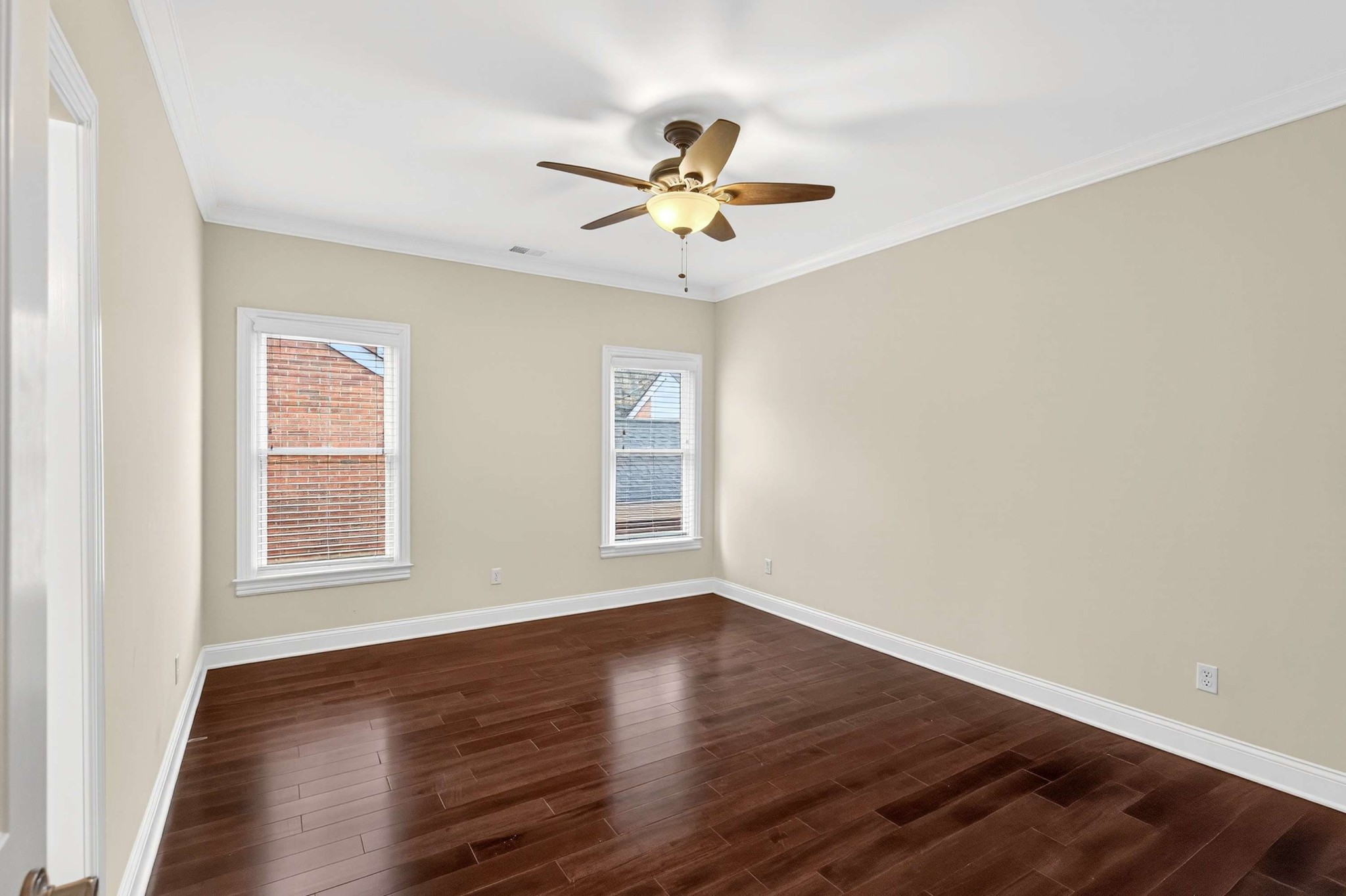 120 Abbottsford