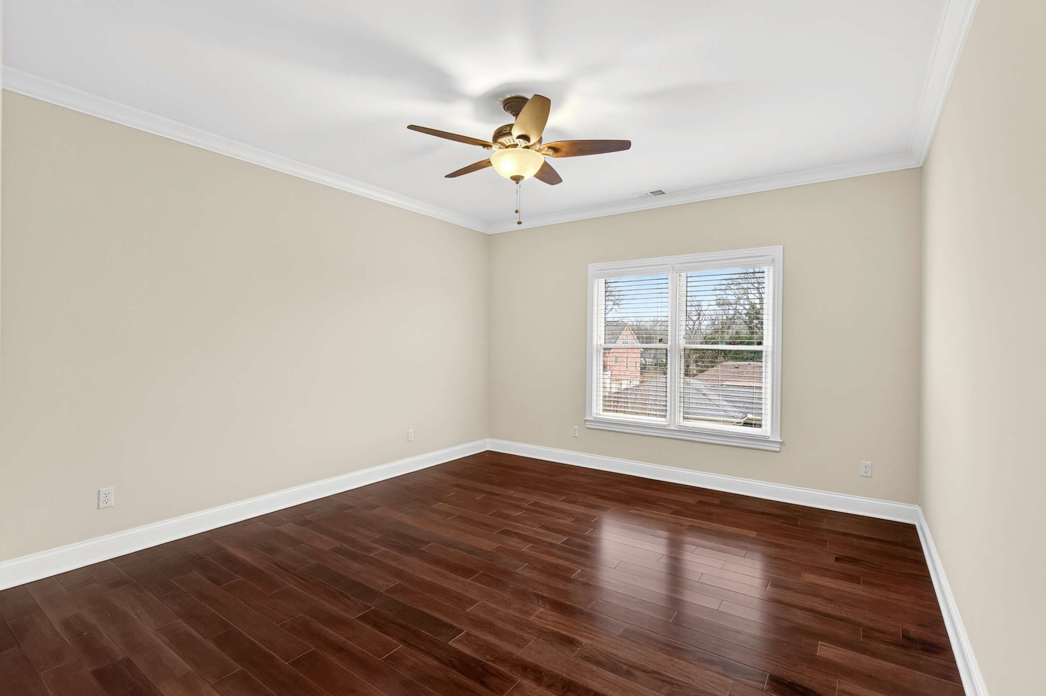120 Abbottsford