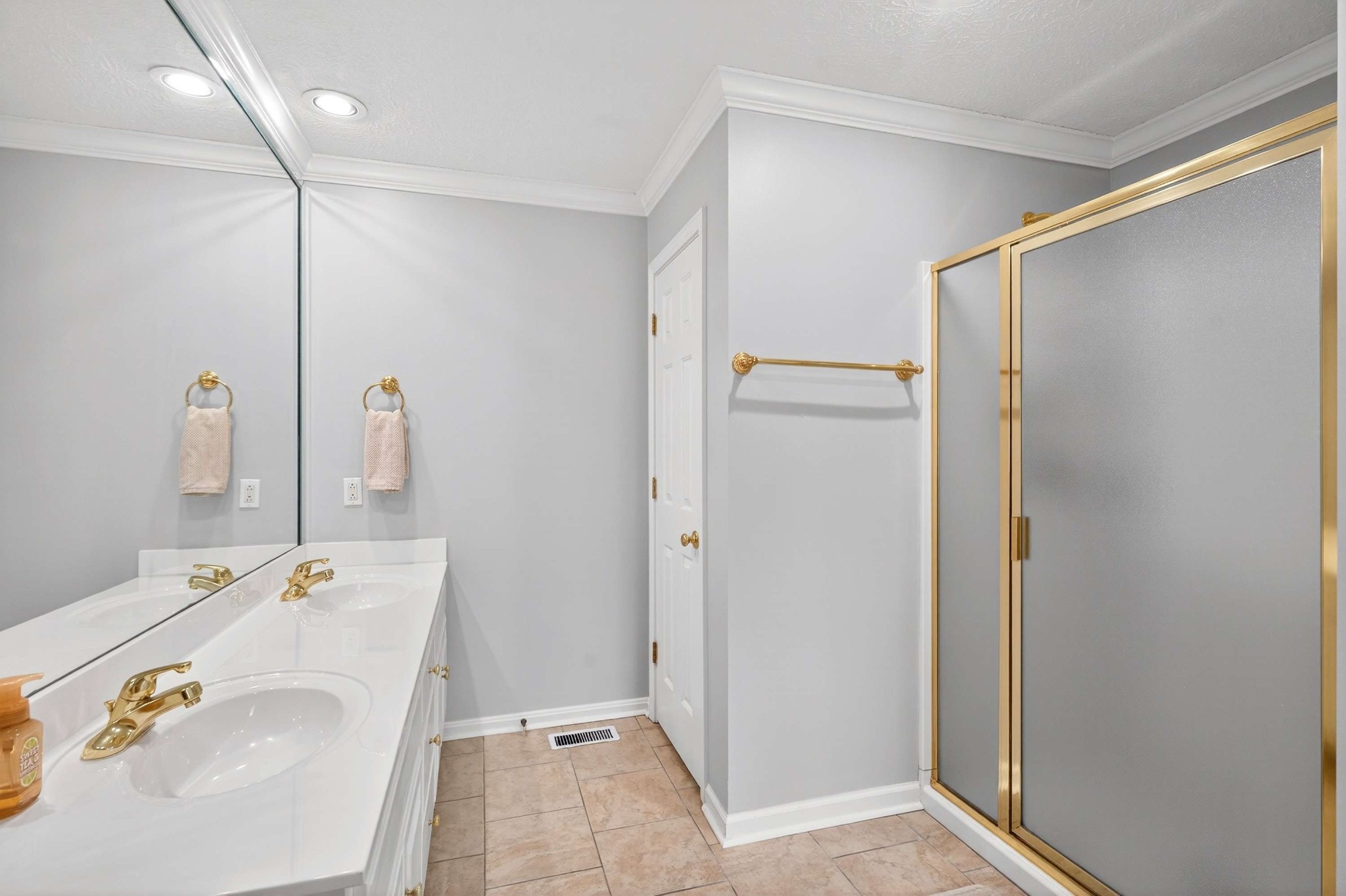 112 Covington Bend