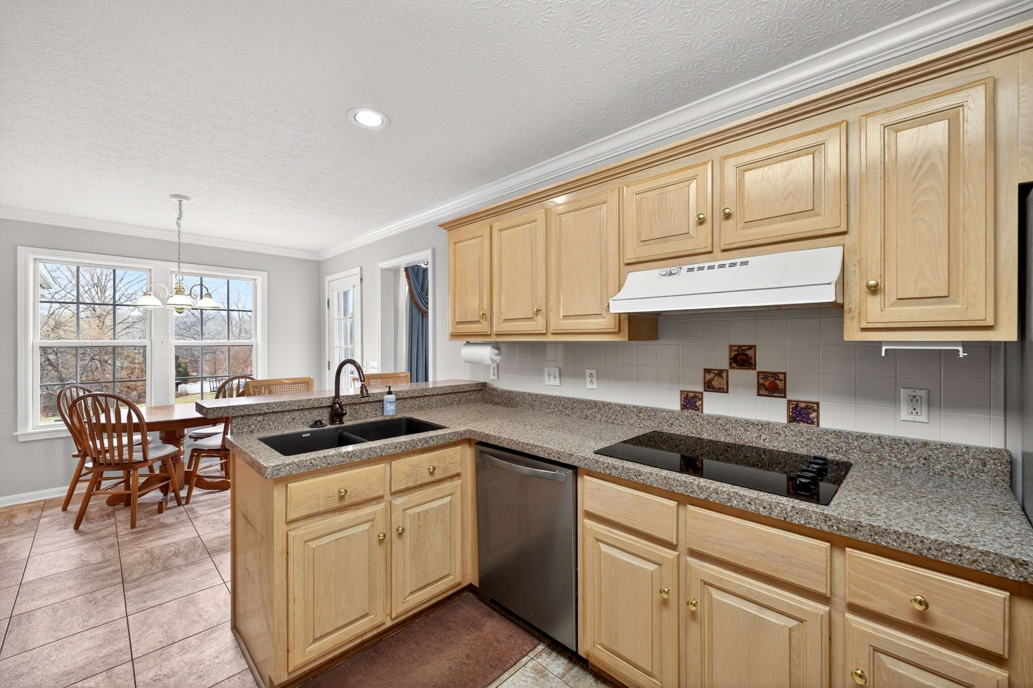 112 Covington Bend