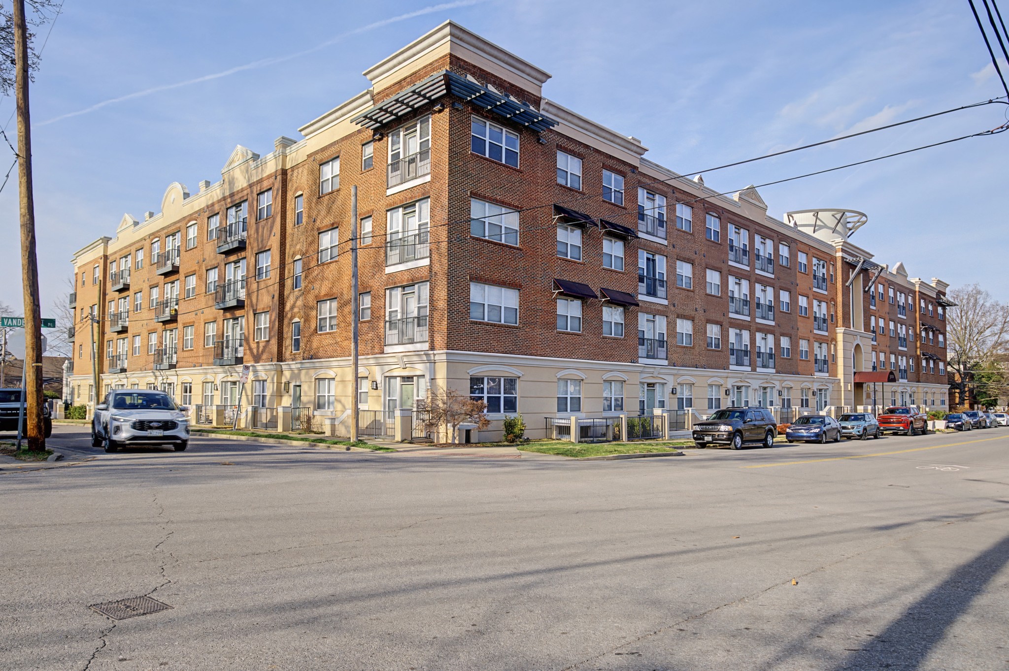 3000 Vanderbilt Pl Unit: 331