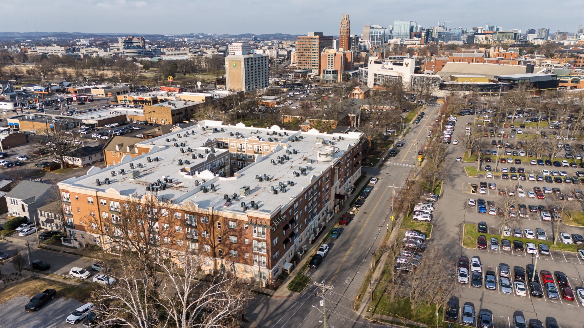 3000 Vanderbilt Pl Unit: 331