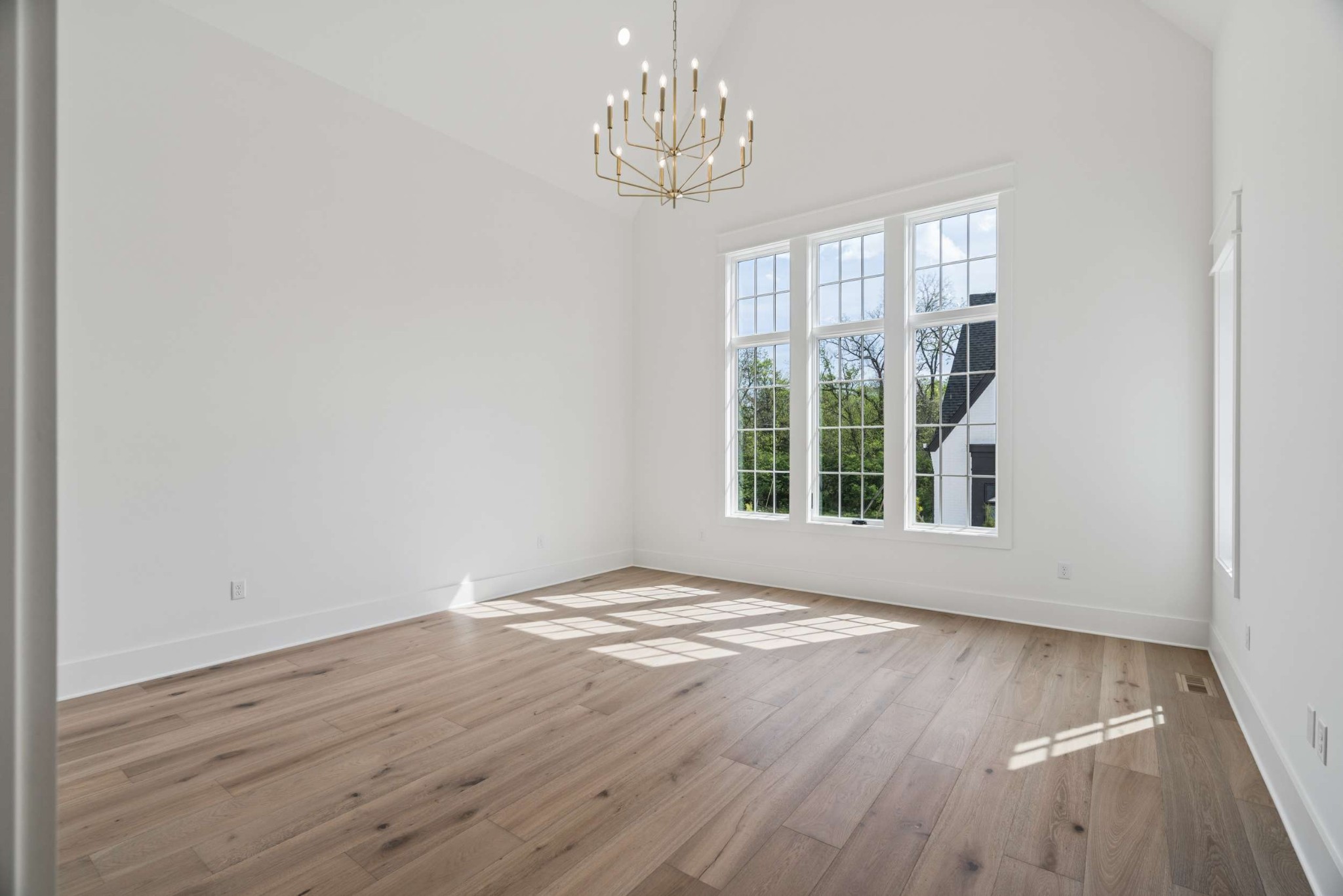 5448A Franklin Pike Cir