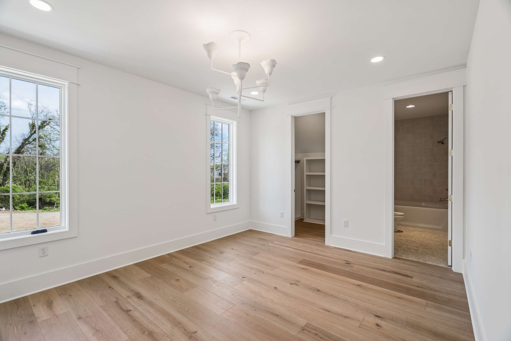 5448A Franklin Pike Cir