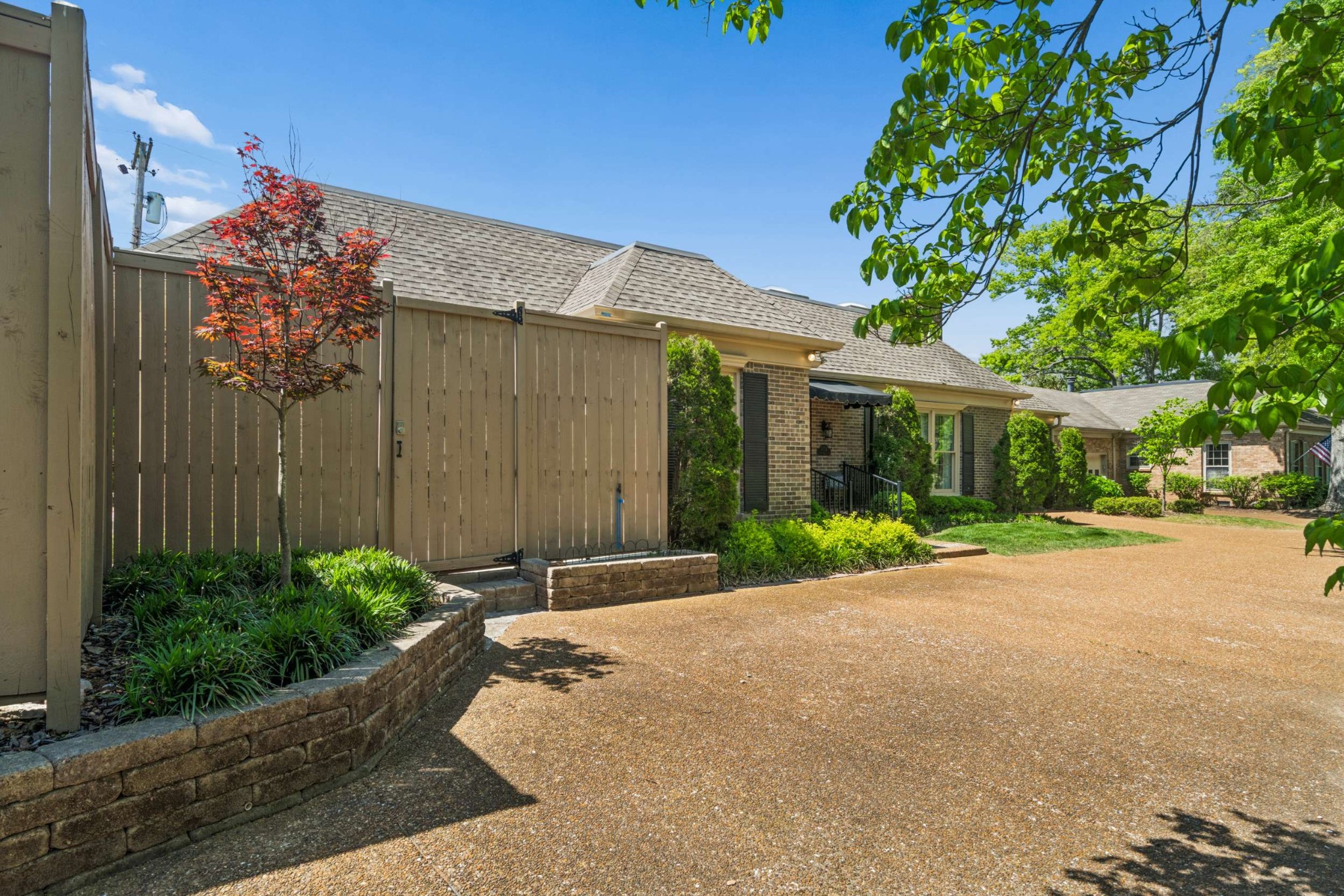 2723 Abbott Martin Rd