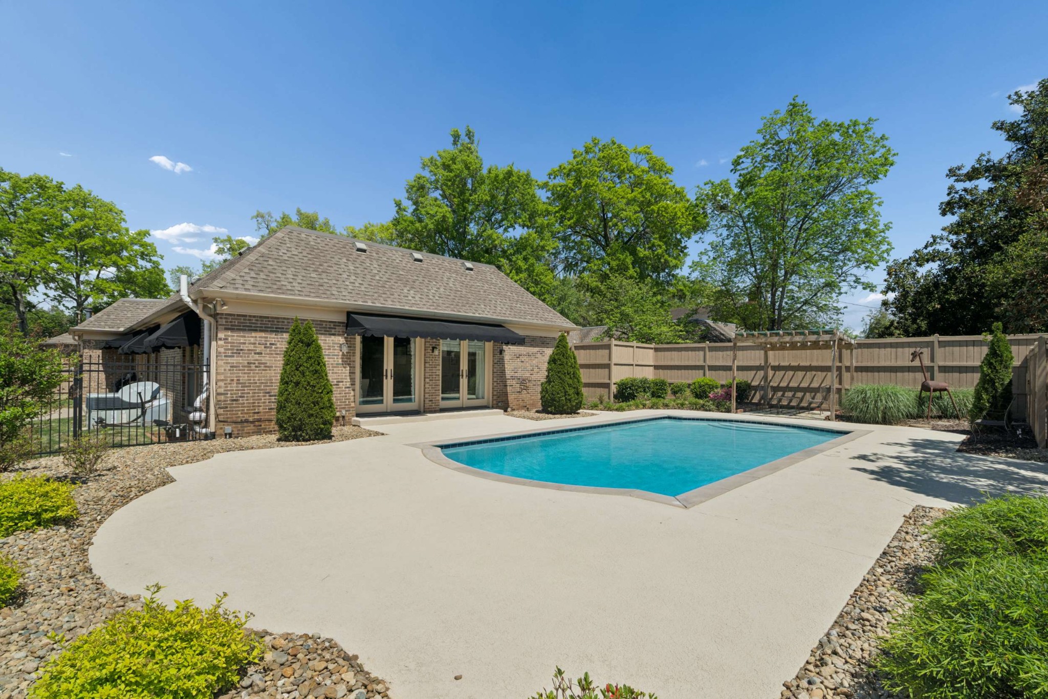 2723 Abbott Martin Rd