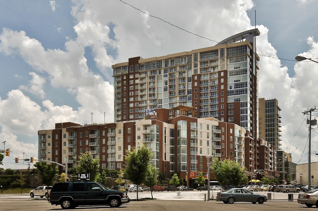 600 12th Ave, S Unit: 1913