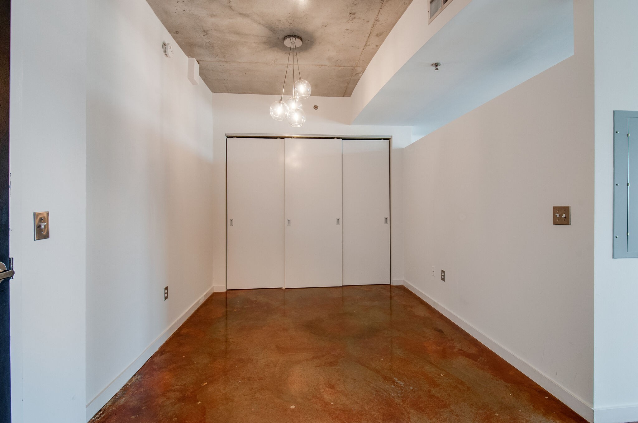 600 12th Ave, S Unit: 1913