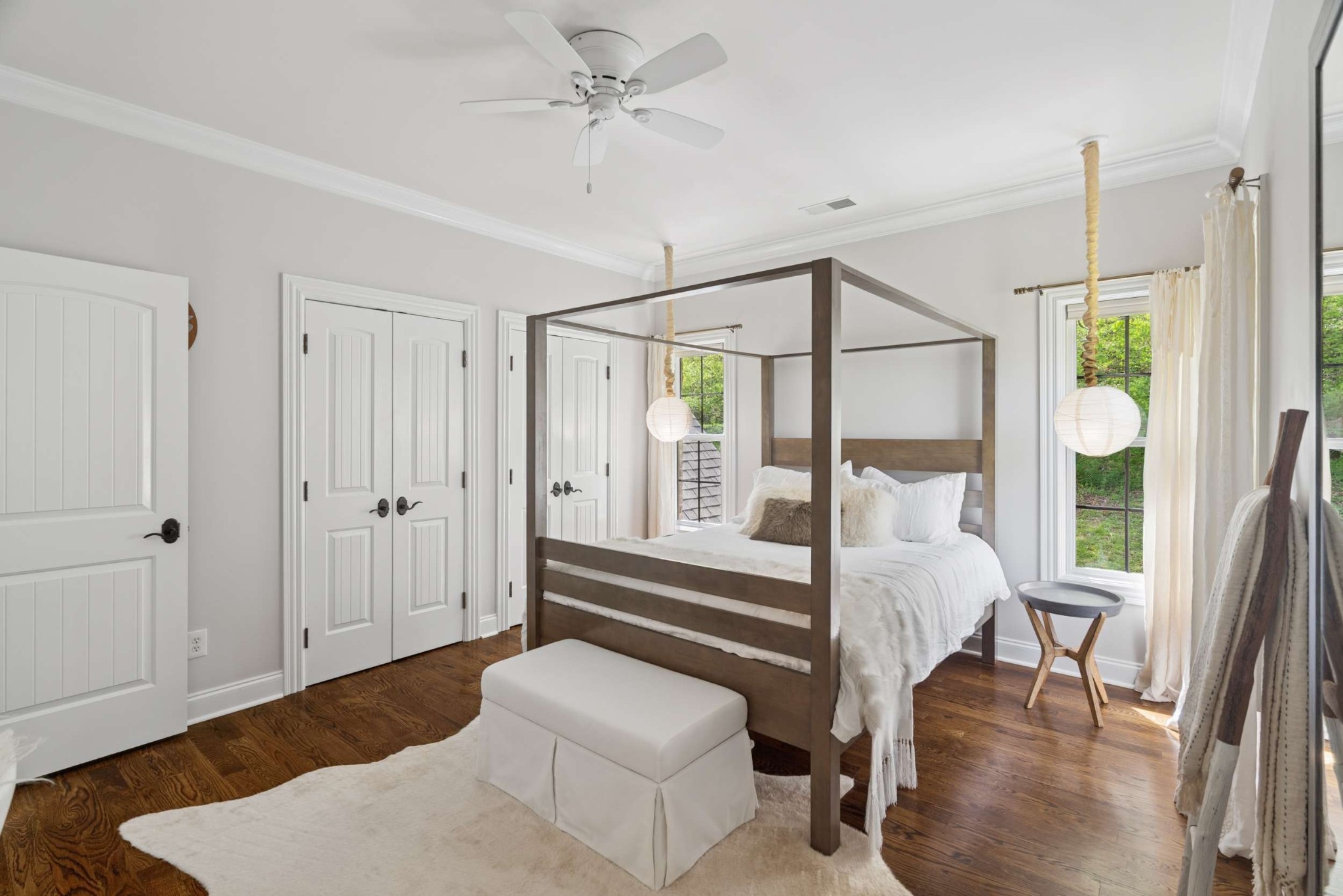 1060 Natchez Valley Ln