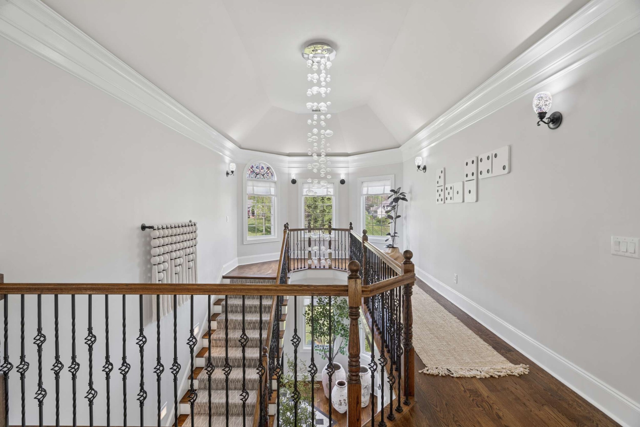 1060 Natchez Valley Ln