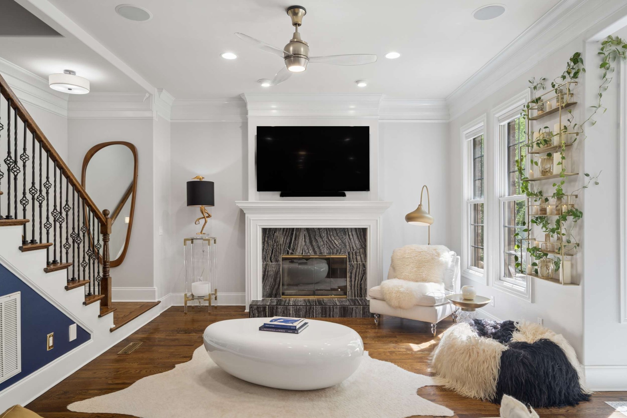 1060 Natchez Valley Ln